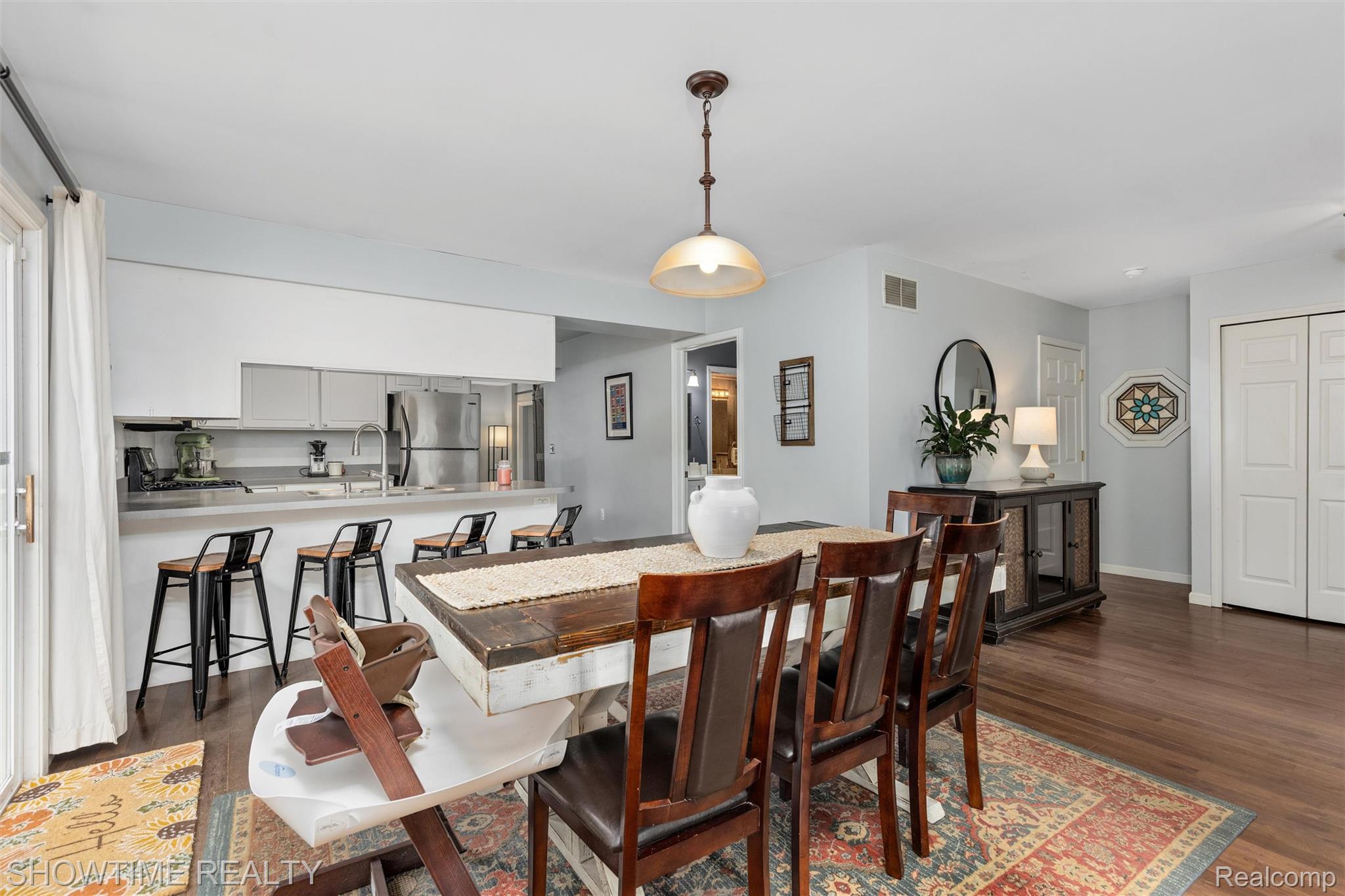 409 1st Street Property Photo 15