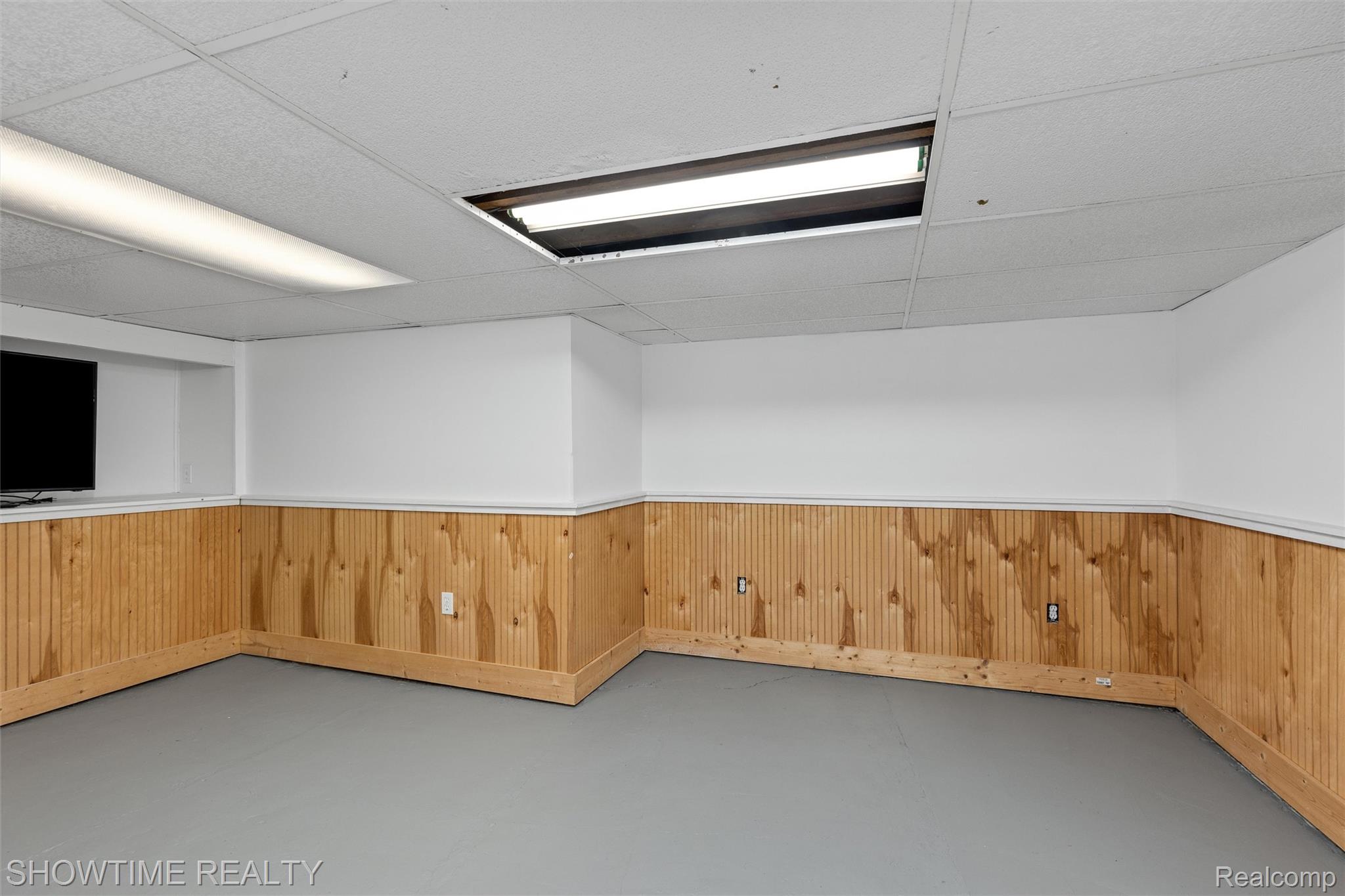 409 1st Street Property Photo 29