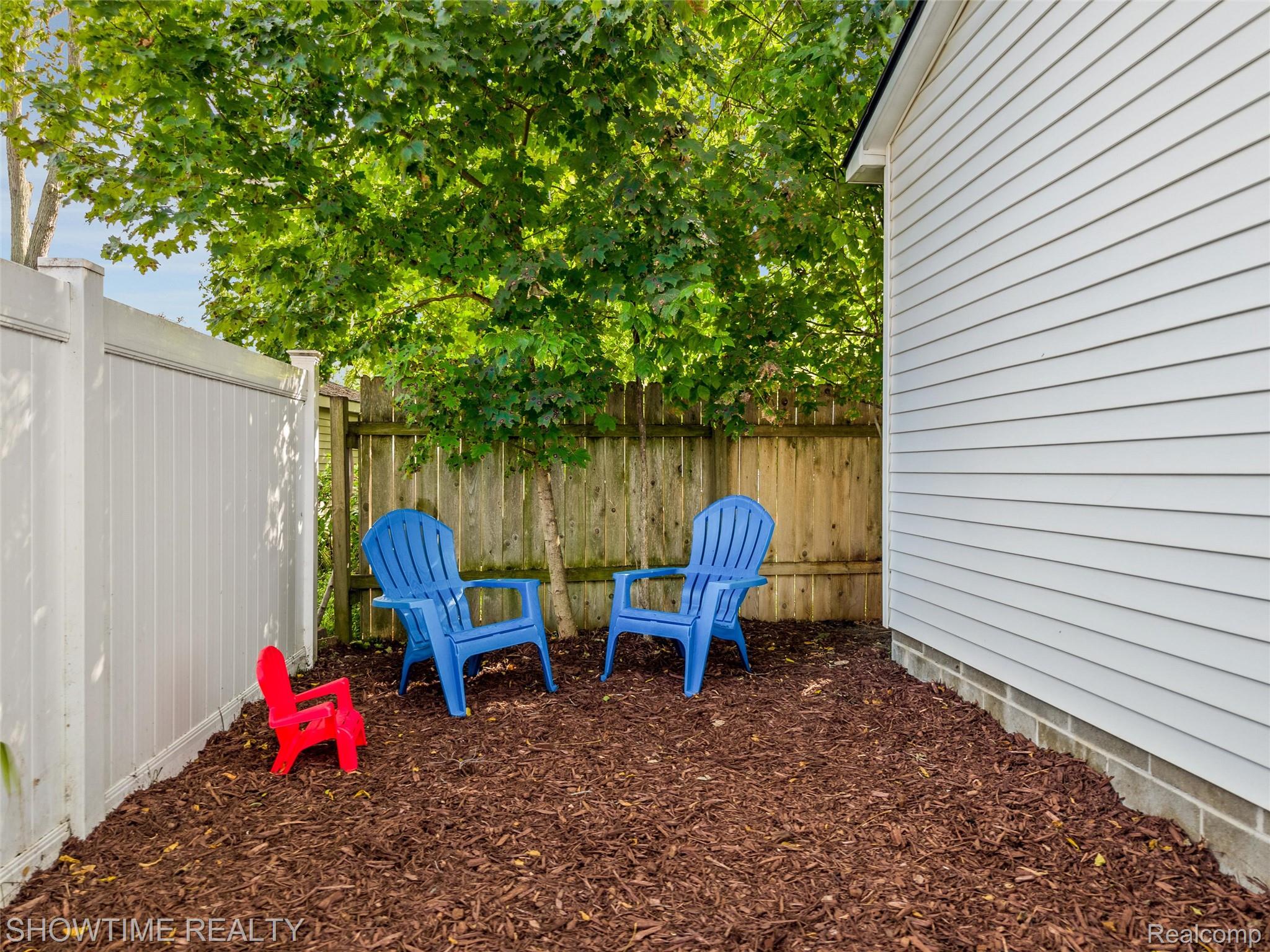 409 1st Street Property Photo 35