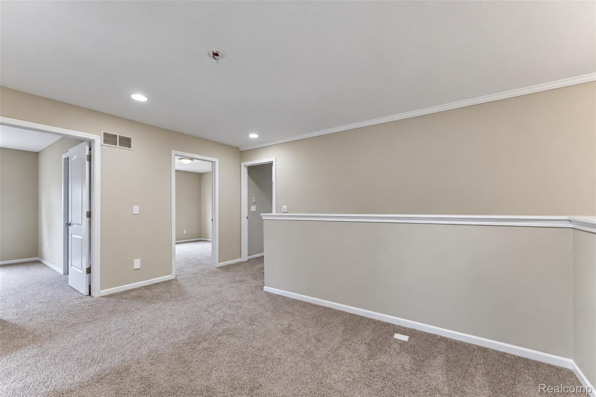 822 Lake Woods Drive Property Photo 41