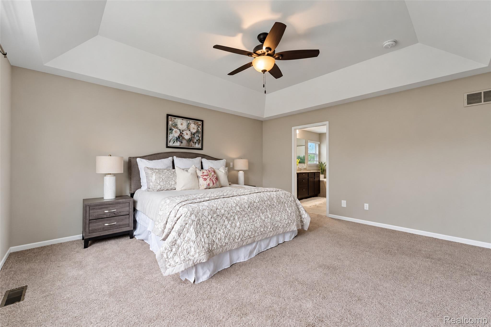 822 Lake Woods Drive Property Photo 46