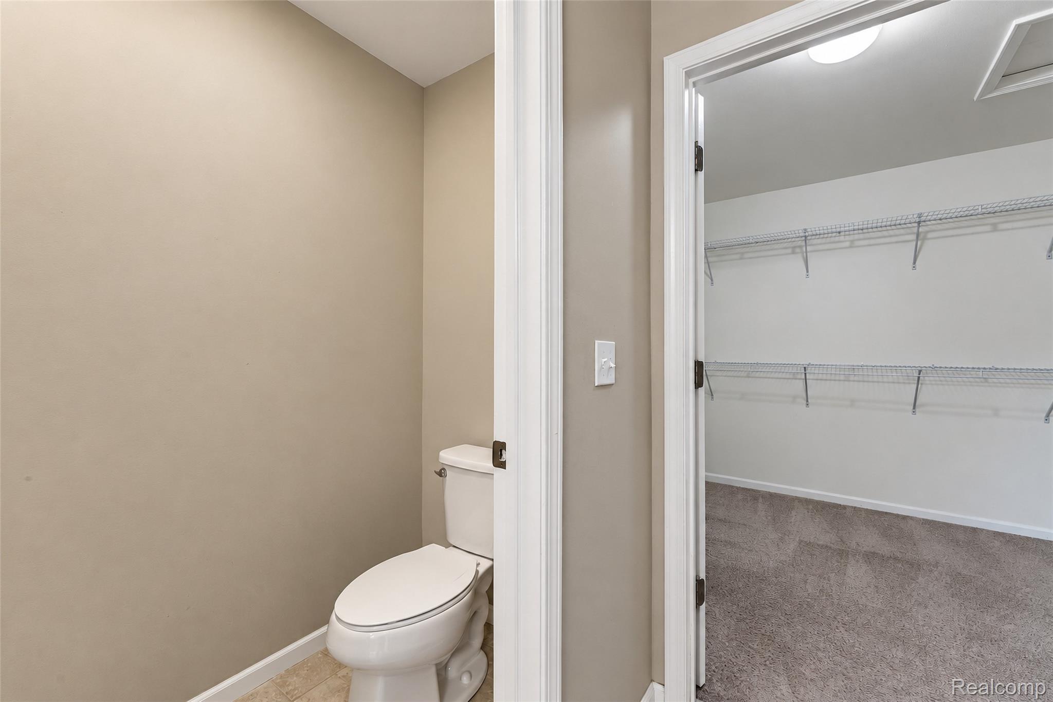 822 Lake Woods Drive Property Photo 52