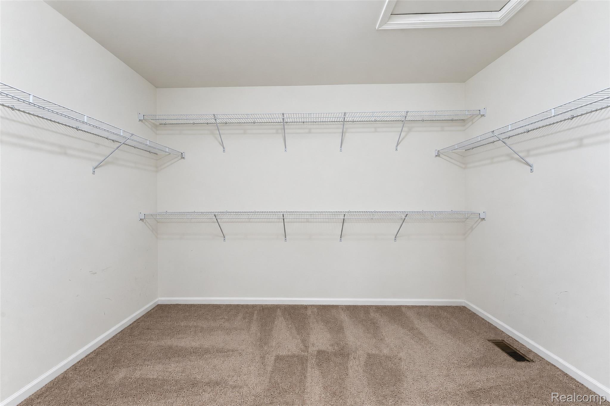 822 Lake Woods Drive Property Photo 53