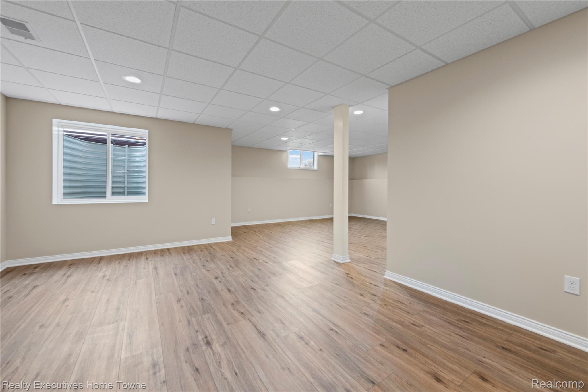7285 Wood Pointe Drive Property Photo 32