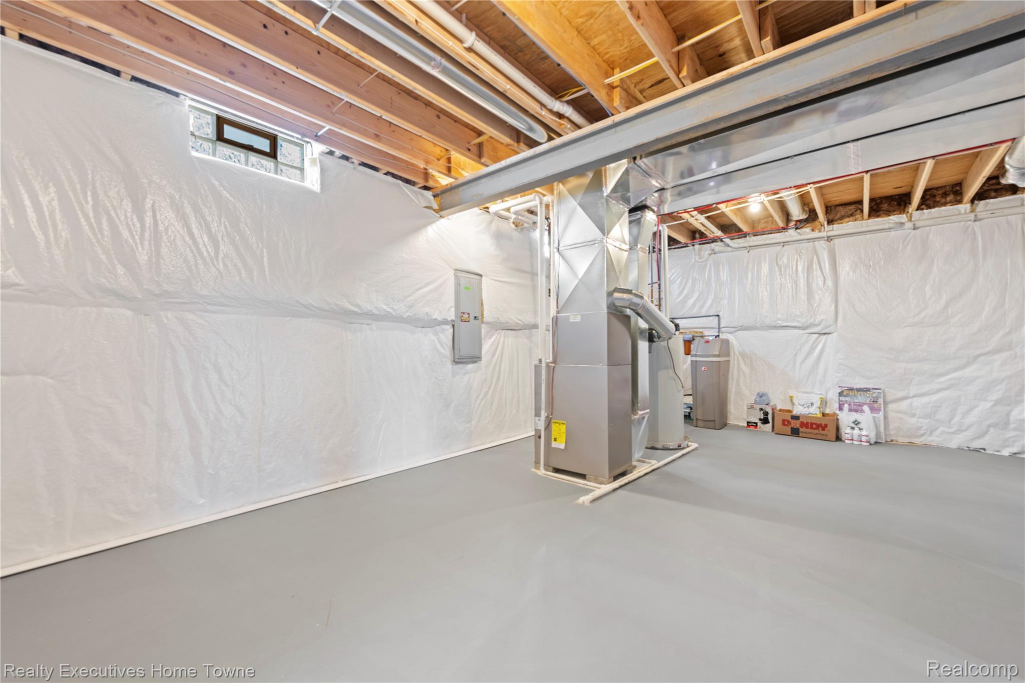 7285 Wood Pointe Drive Property Photo 37