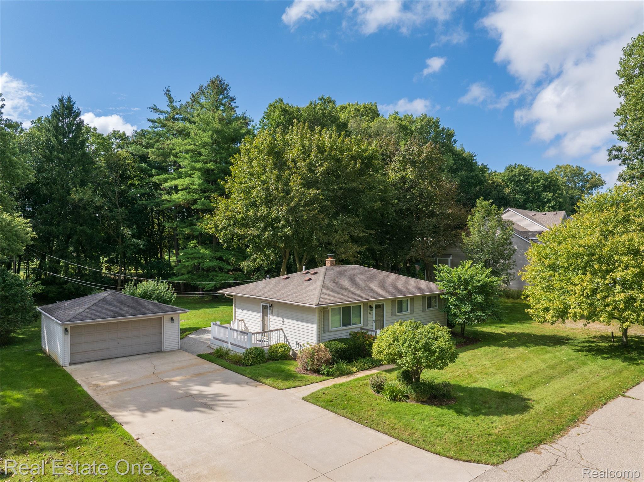 88 Dayton Street Property Photo 1