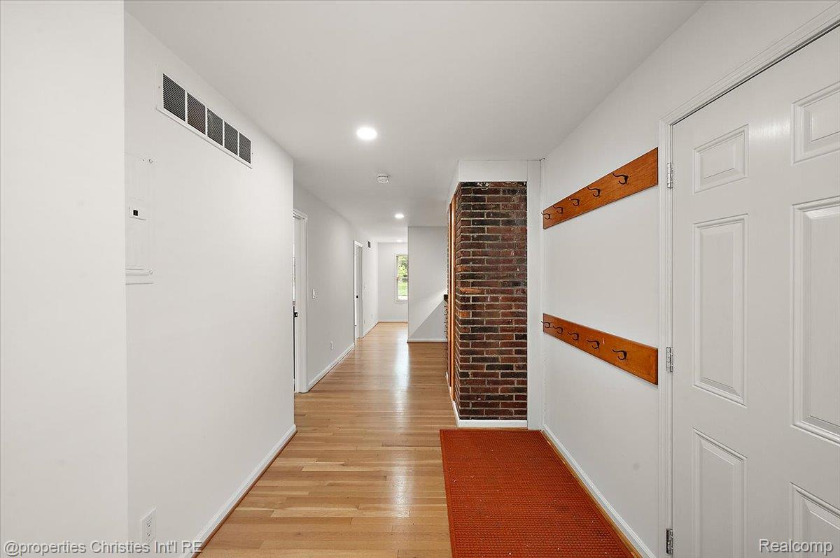 2985 Summervale Lane Property Photo 21