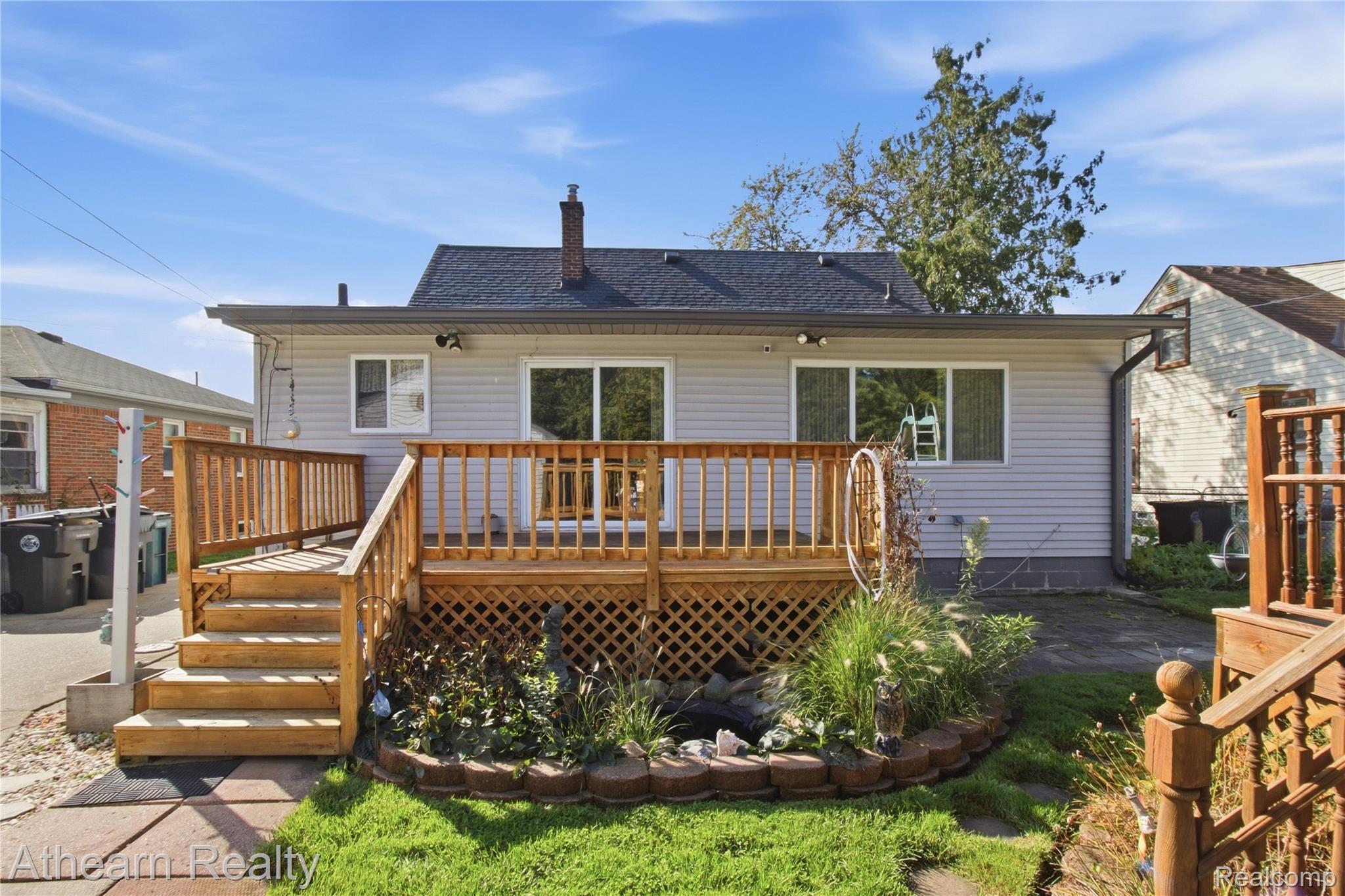 14050 Wales Street Property Photo 6
