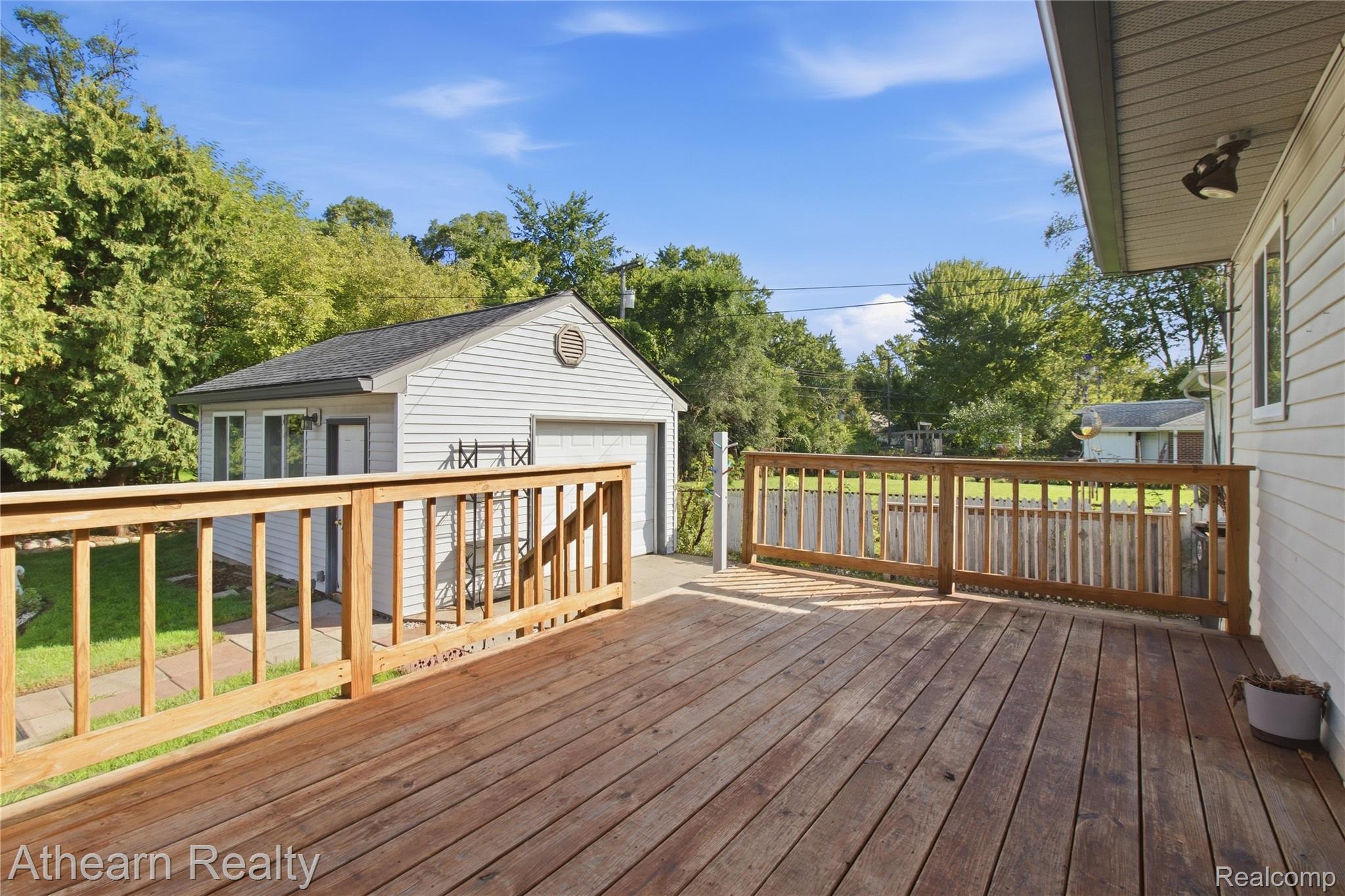 14050 Wales Street Property Photo 11