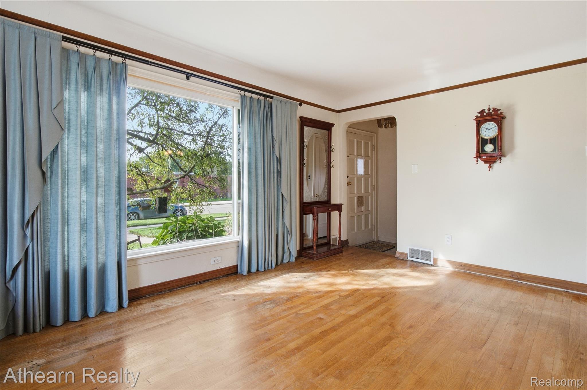 14050 Wales Street Property Photo 13