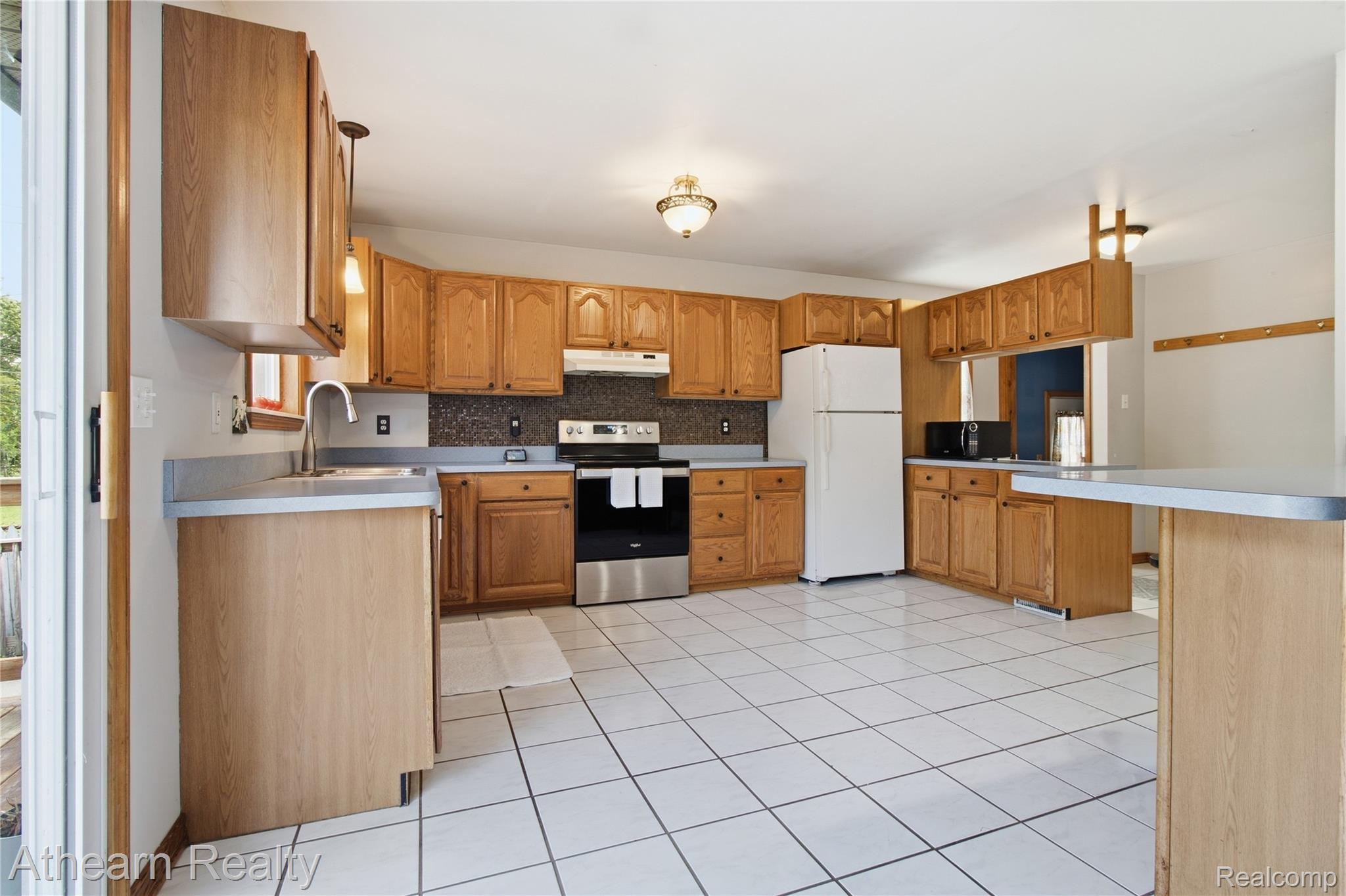 14050 Wales Street Property Photo 21