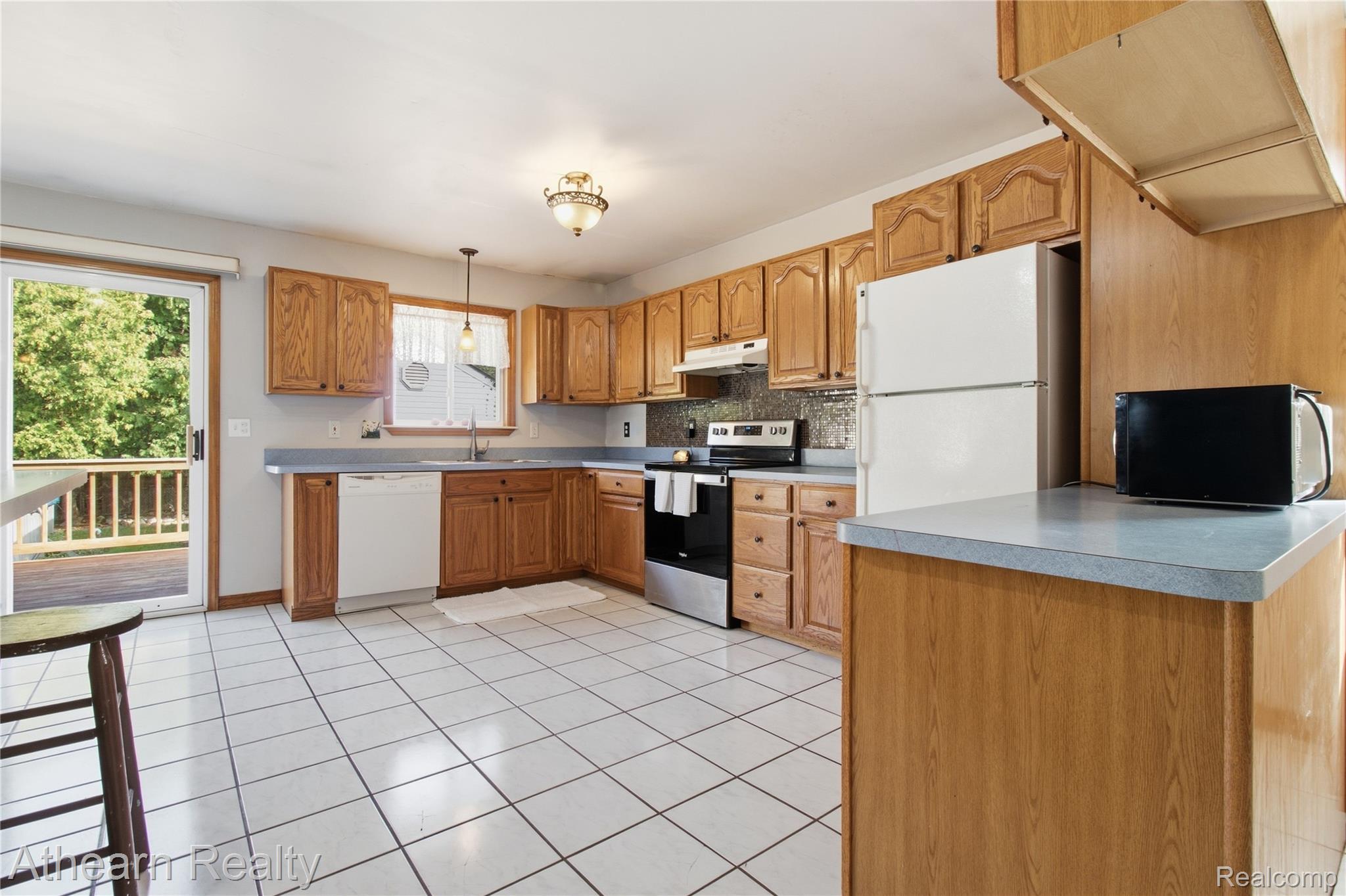 14050 Wales Street Property Photo 24