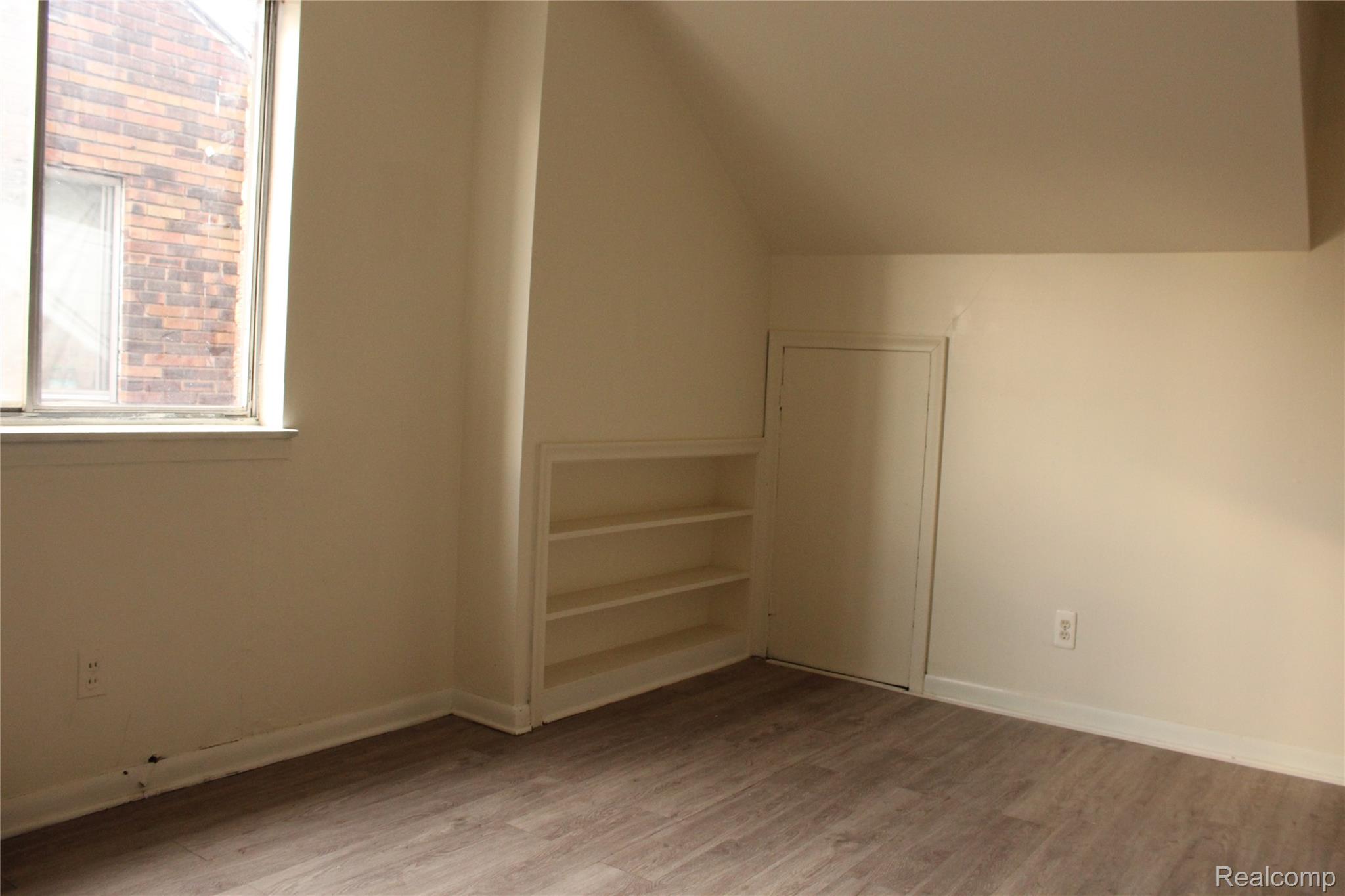 9184 Harvard Road Property Photo 19