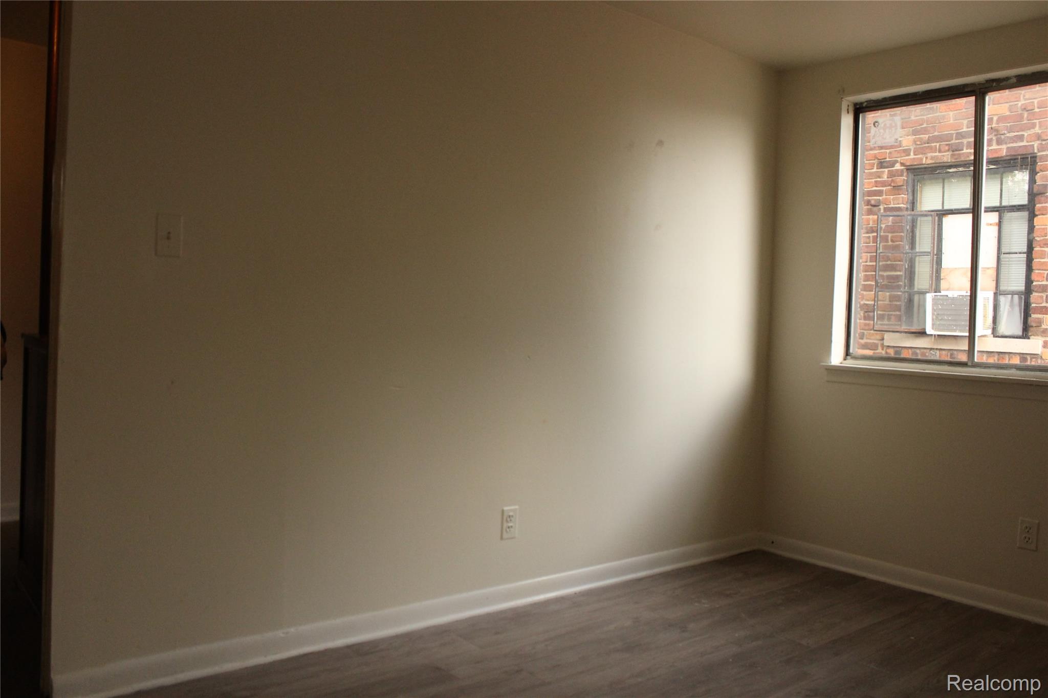9184 Harvard Road Property Photo 22