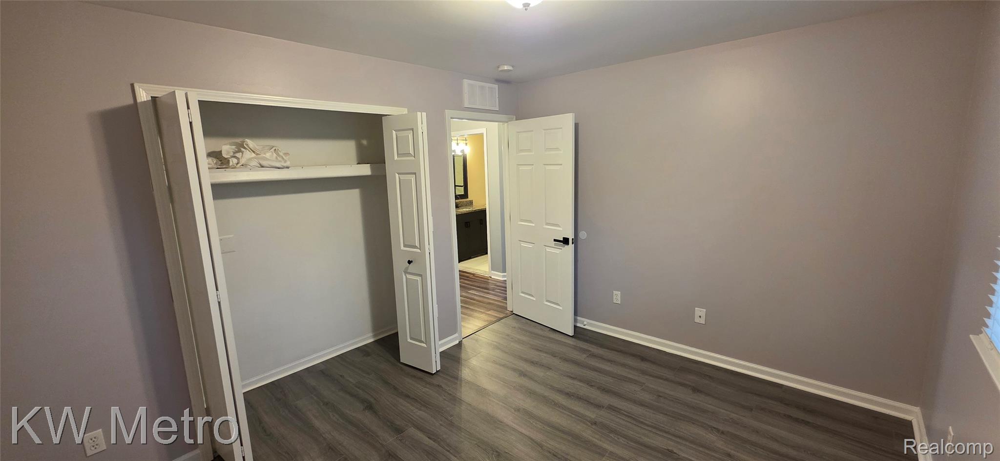 38604 Meadowdale Street Property Photo 22