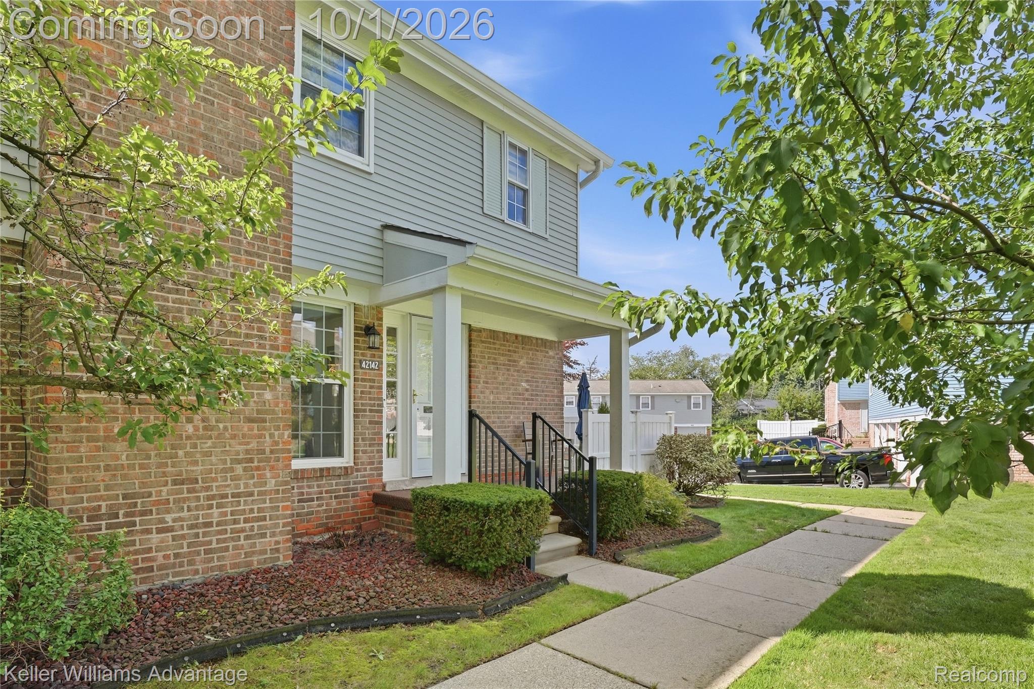 42142 Gladwin Street Property Photo 4