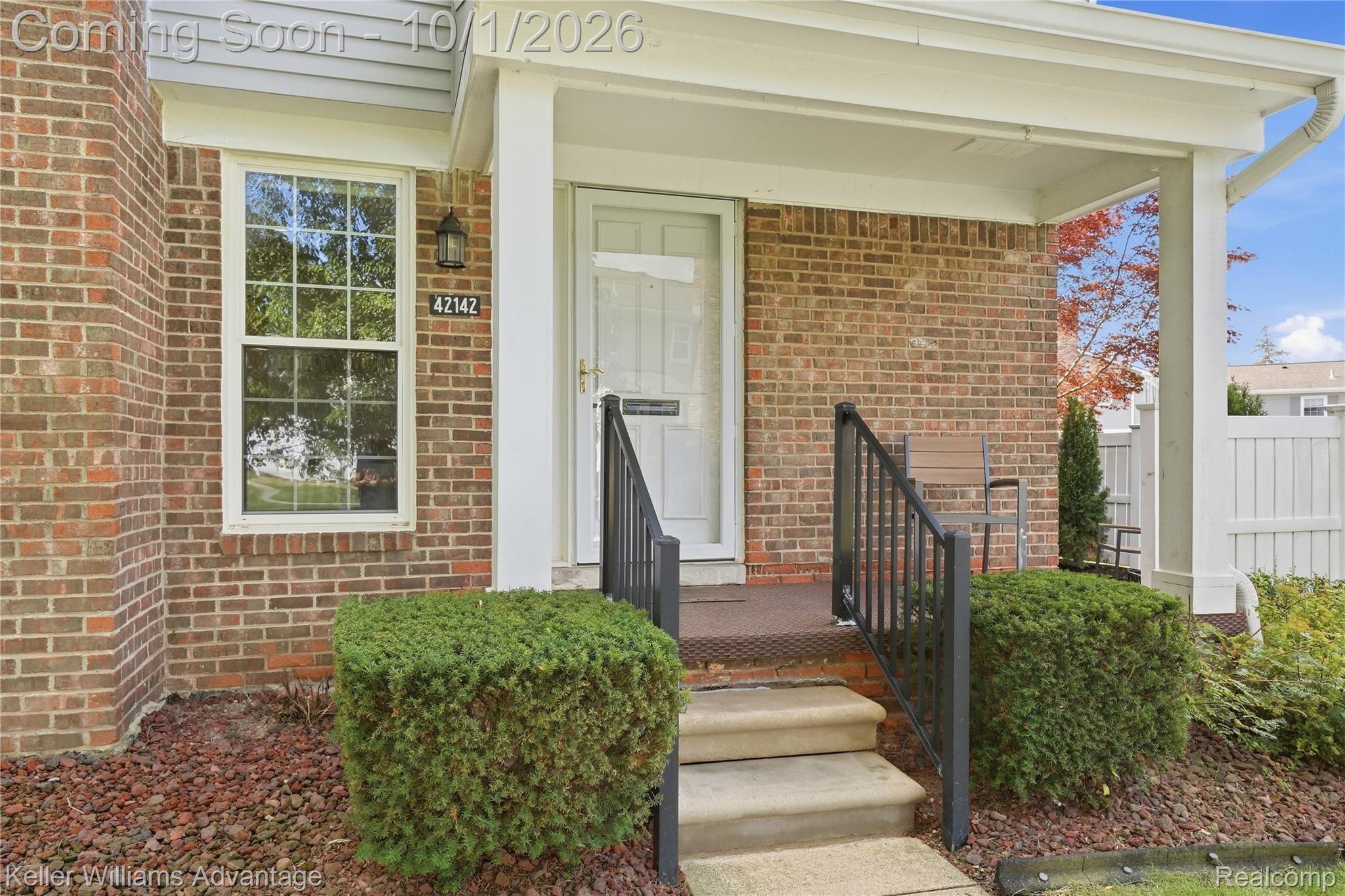 42142 Gladwin Street Property Photo 5