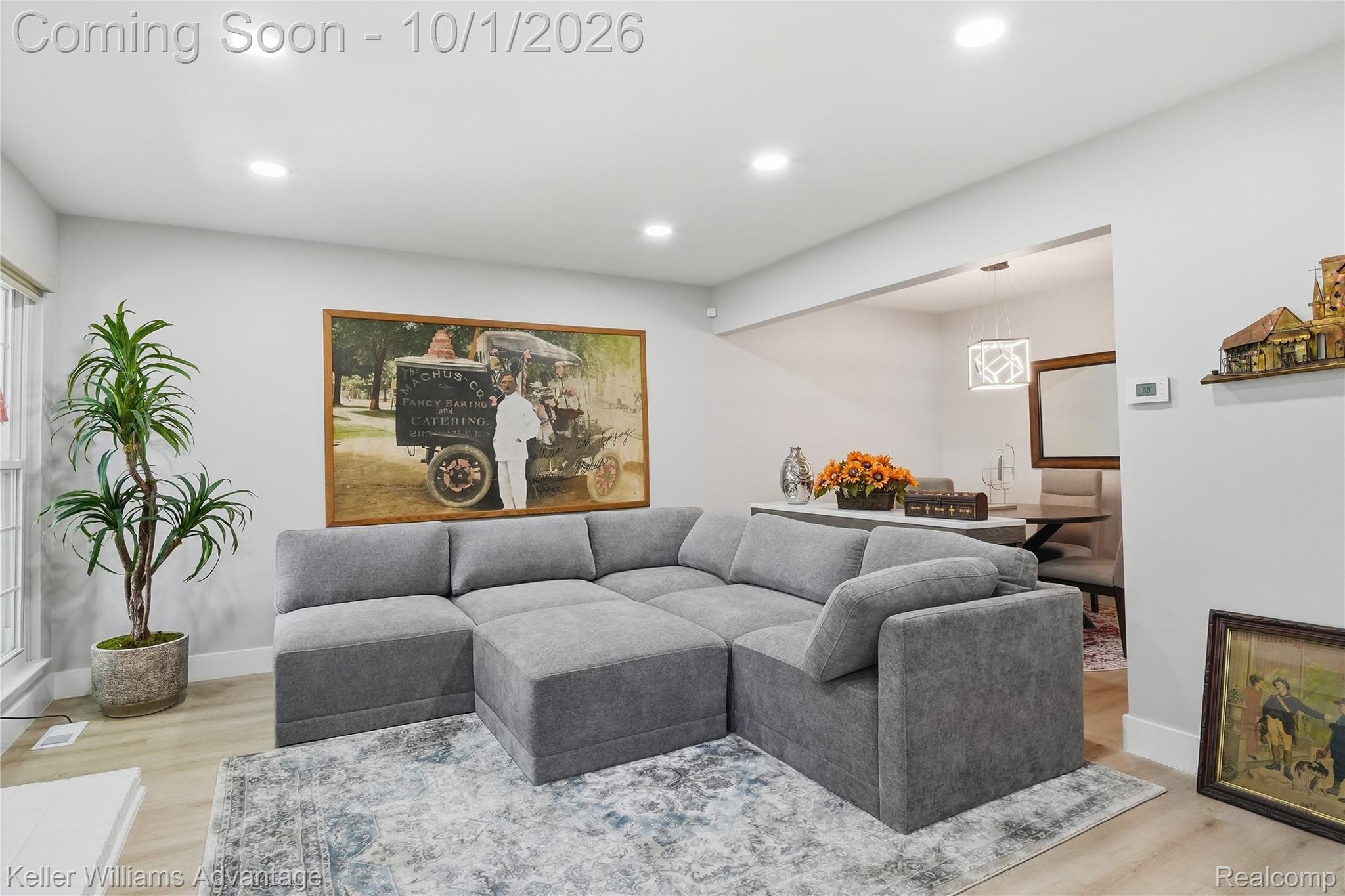 42142 Gladwin Street Property Photo 7