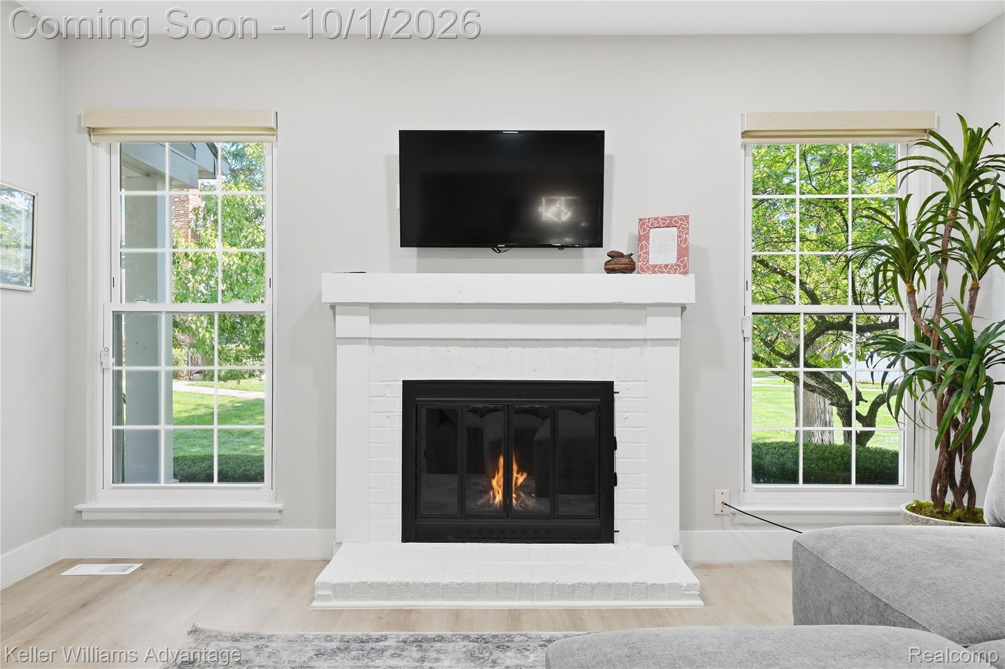 42142 Gladwin Street Property Photo 13