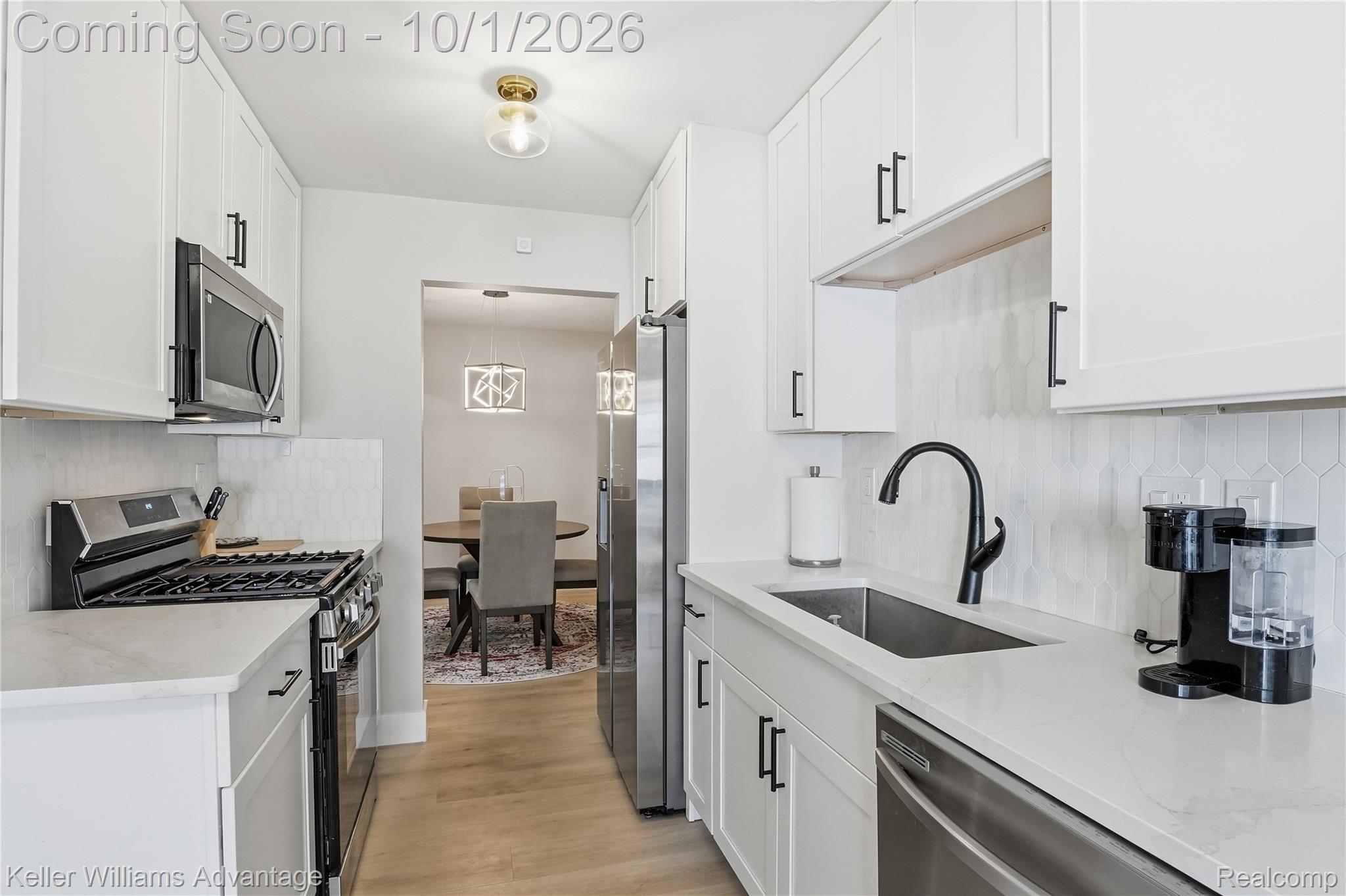 42142 Gladwin Street Property Photo 17