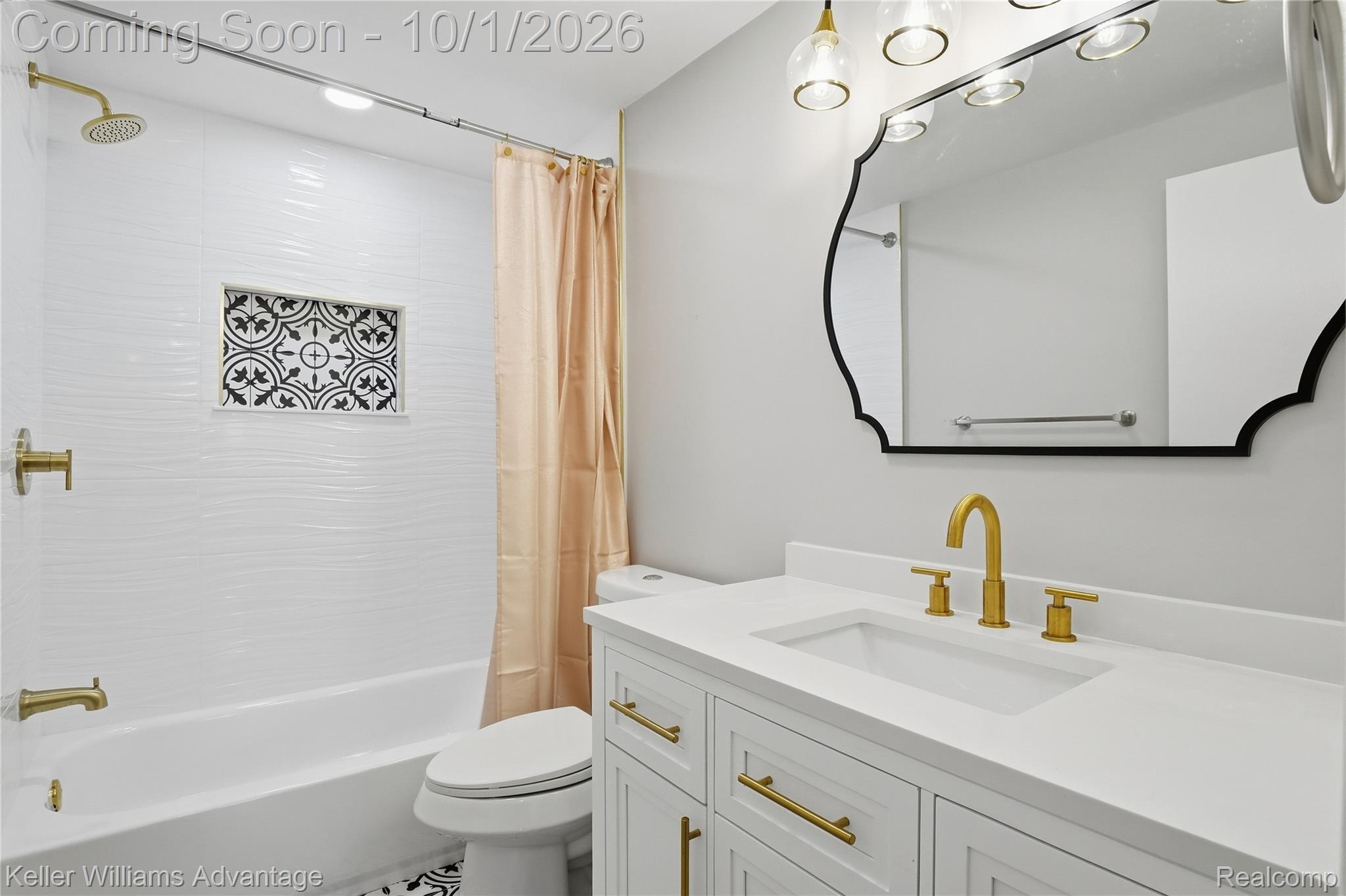 42142 Gladwin Street Property Photo 27