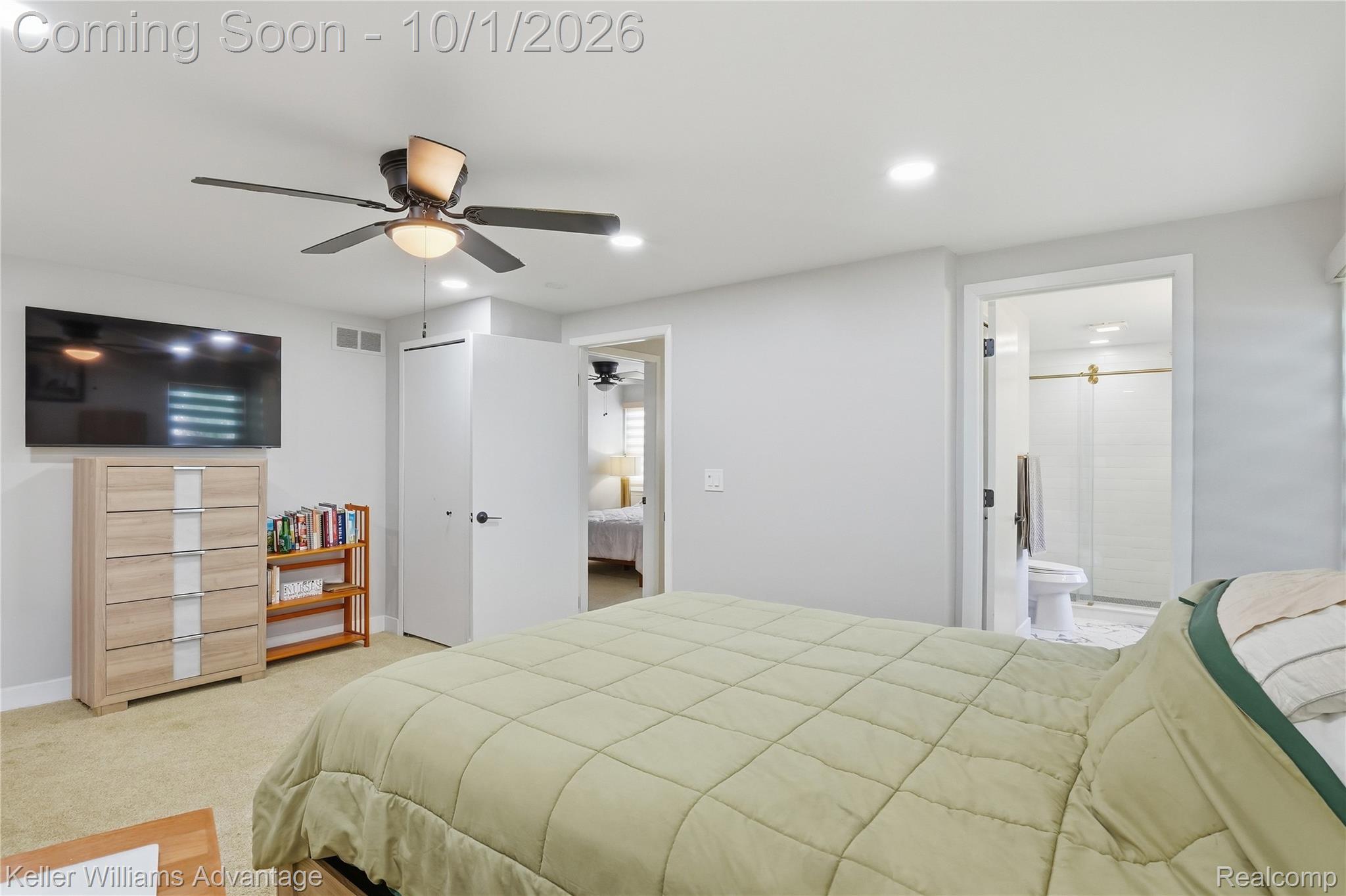 42142 Gladwin Street Property Photo 31
