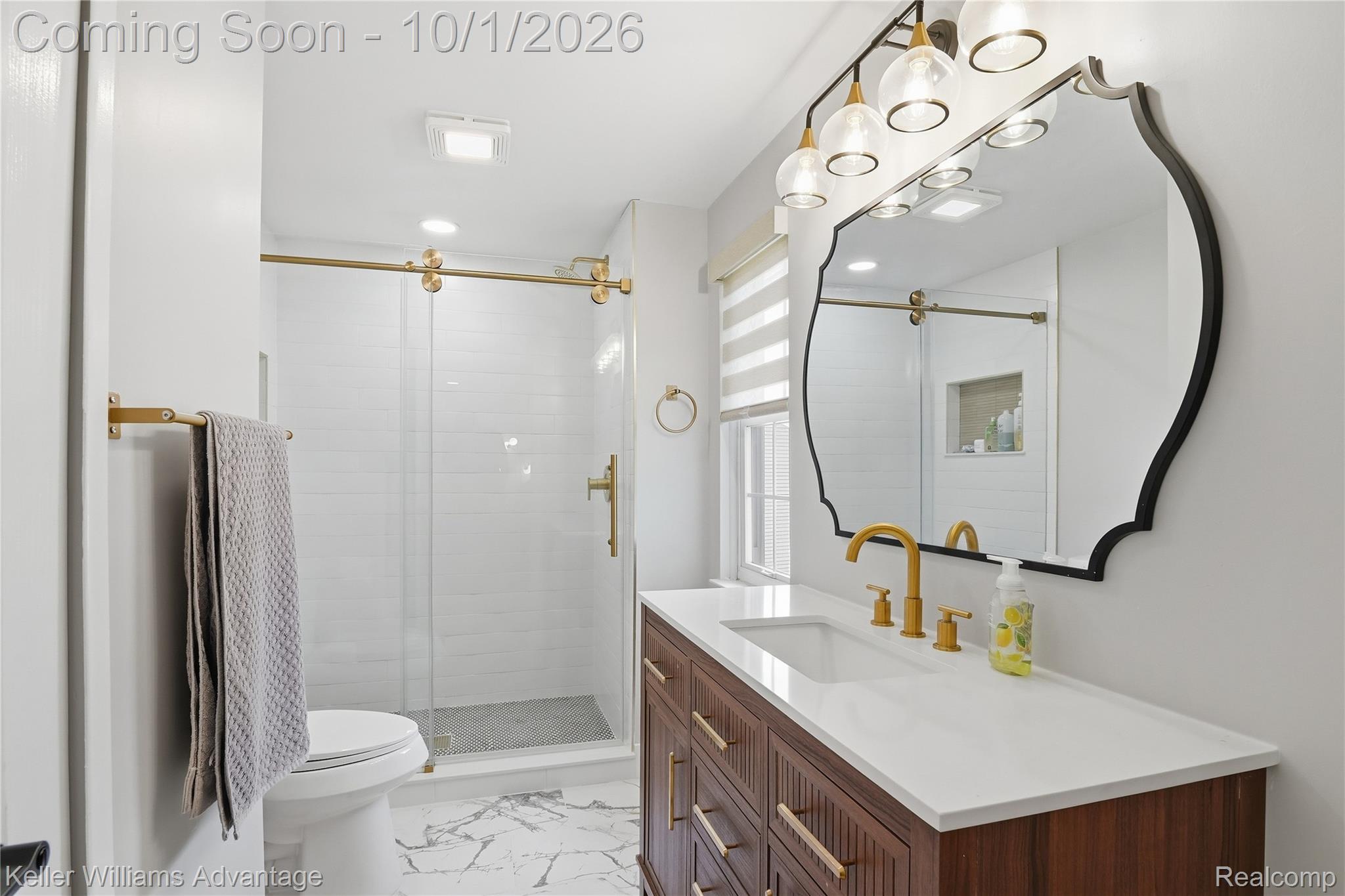 42142 Gladwin Street Property Photo 32