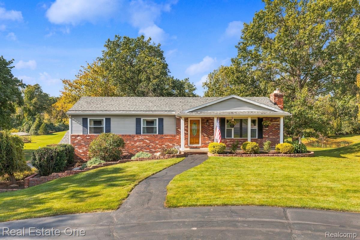2795 Sun Terrace Drive Property Photo 1