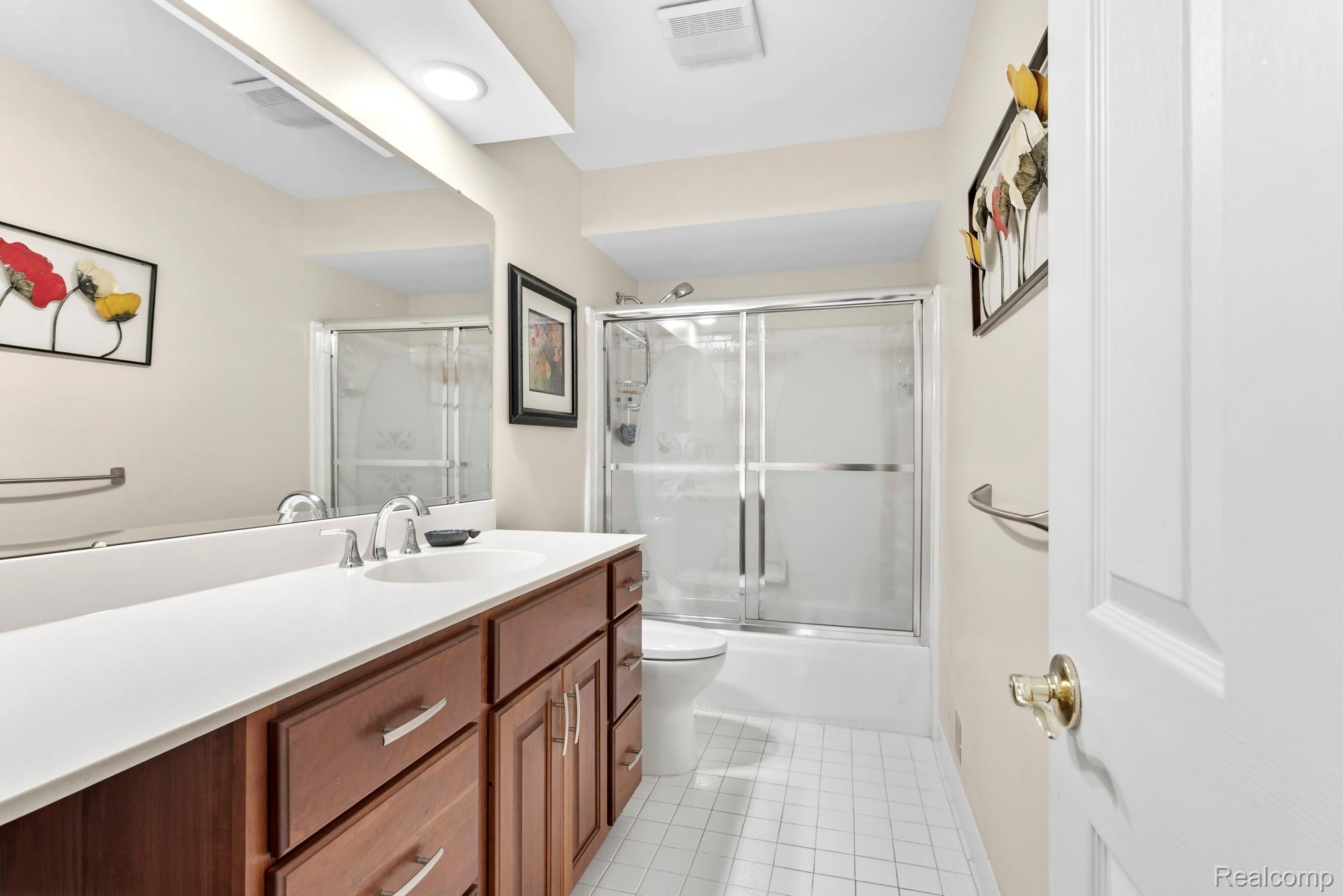 15744 E Golfview Drive Property Photo 14
