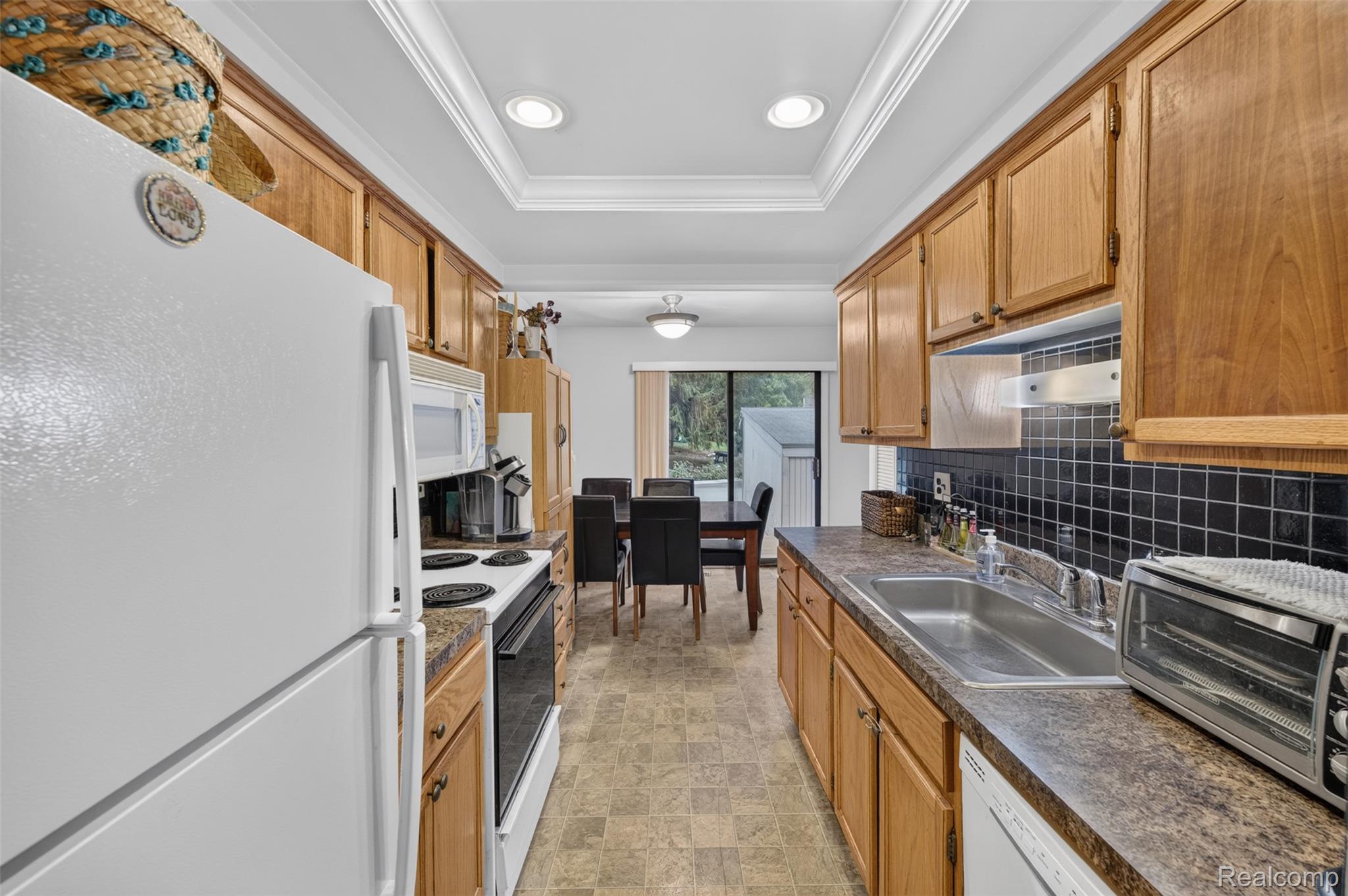 1439 Oakbrook Property Photo 14