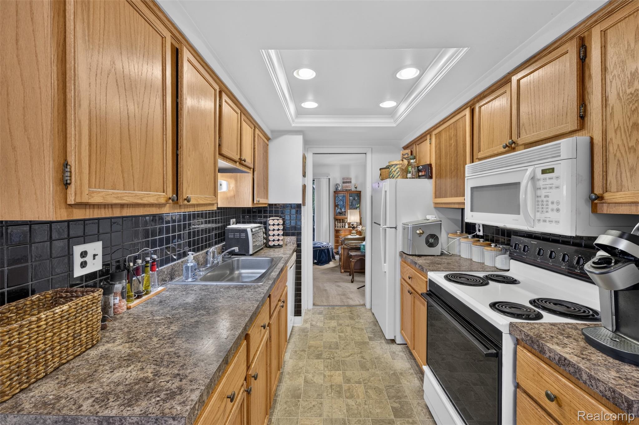 1439 Oakbrook Property Photo 15