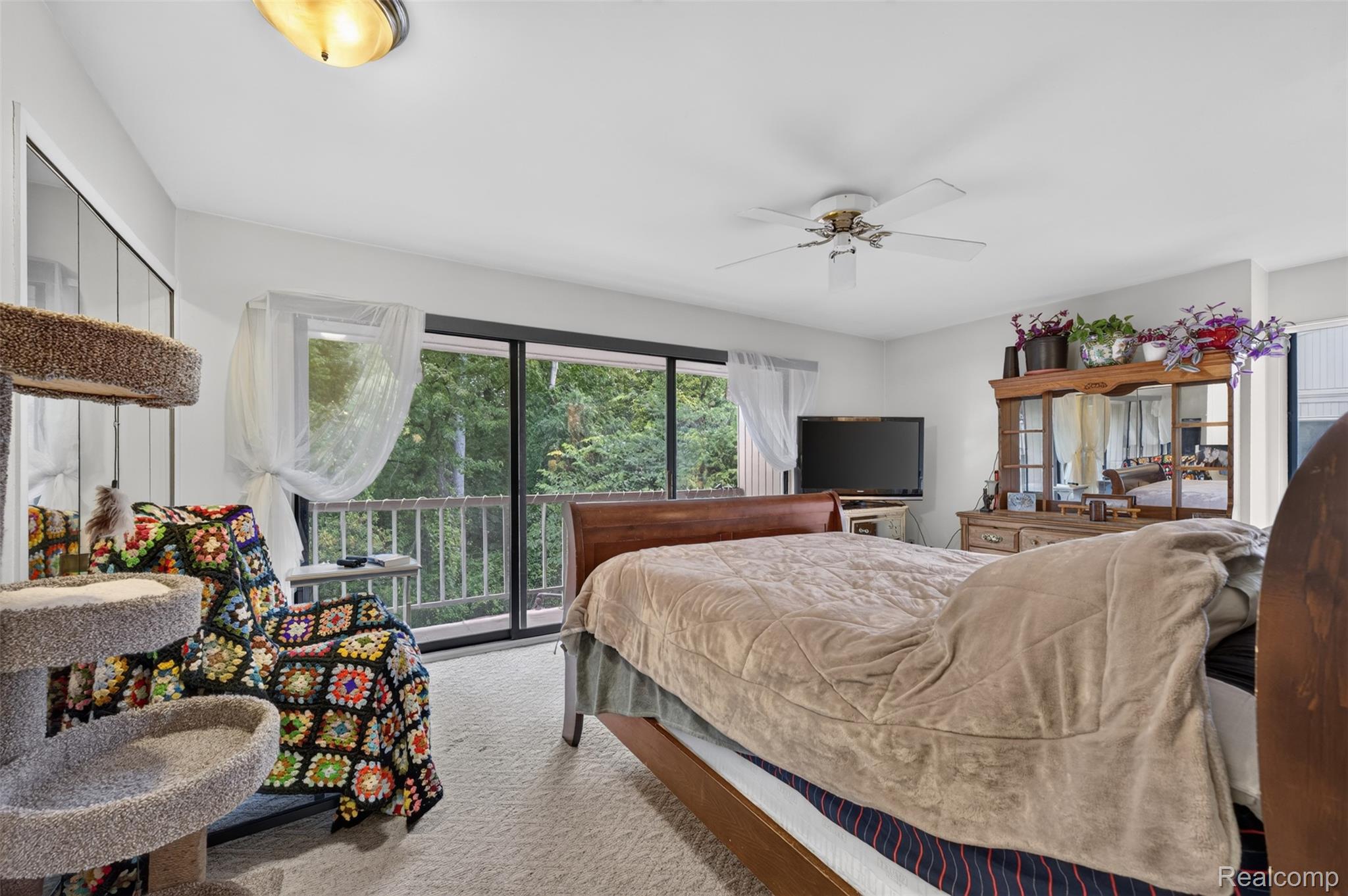1439 Oakbrook Property Photo 31