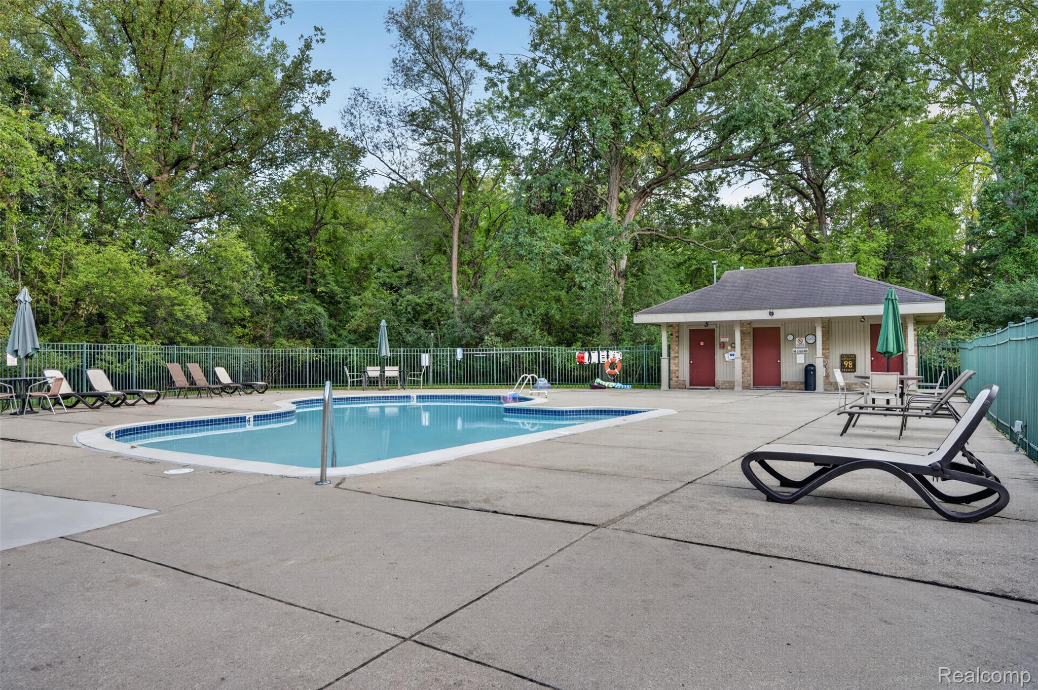 1439 Oakbrook Property Photo 60