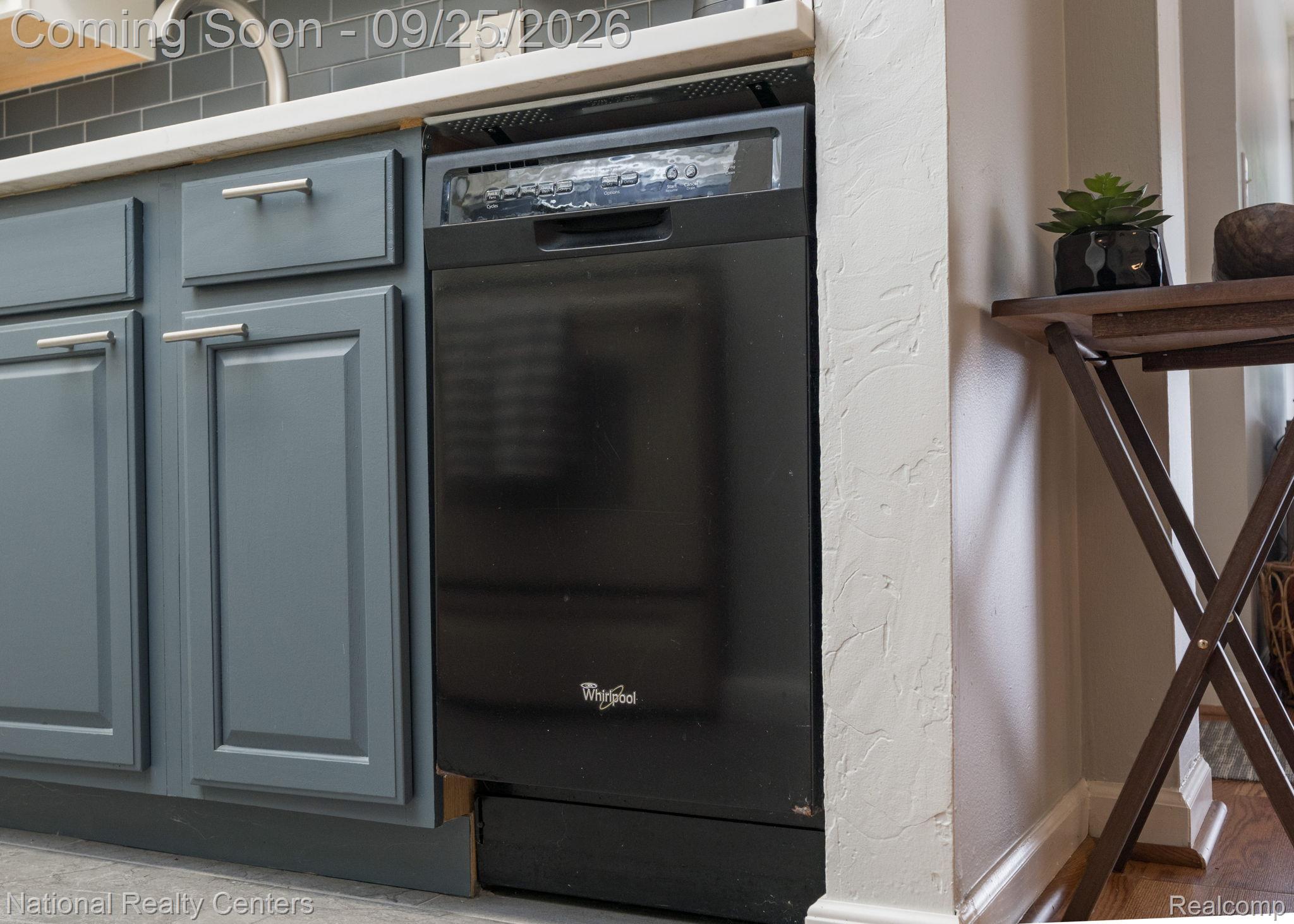 4913 Crooks Road G1 Property Photo 9