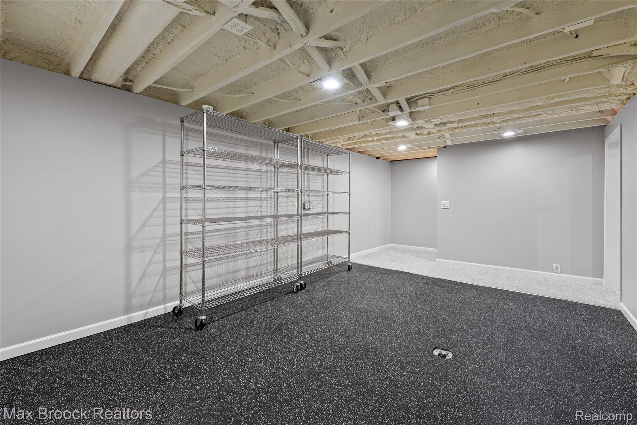 1445 Holland Street Property Photo 14