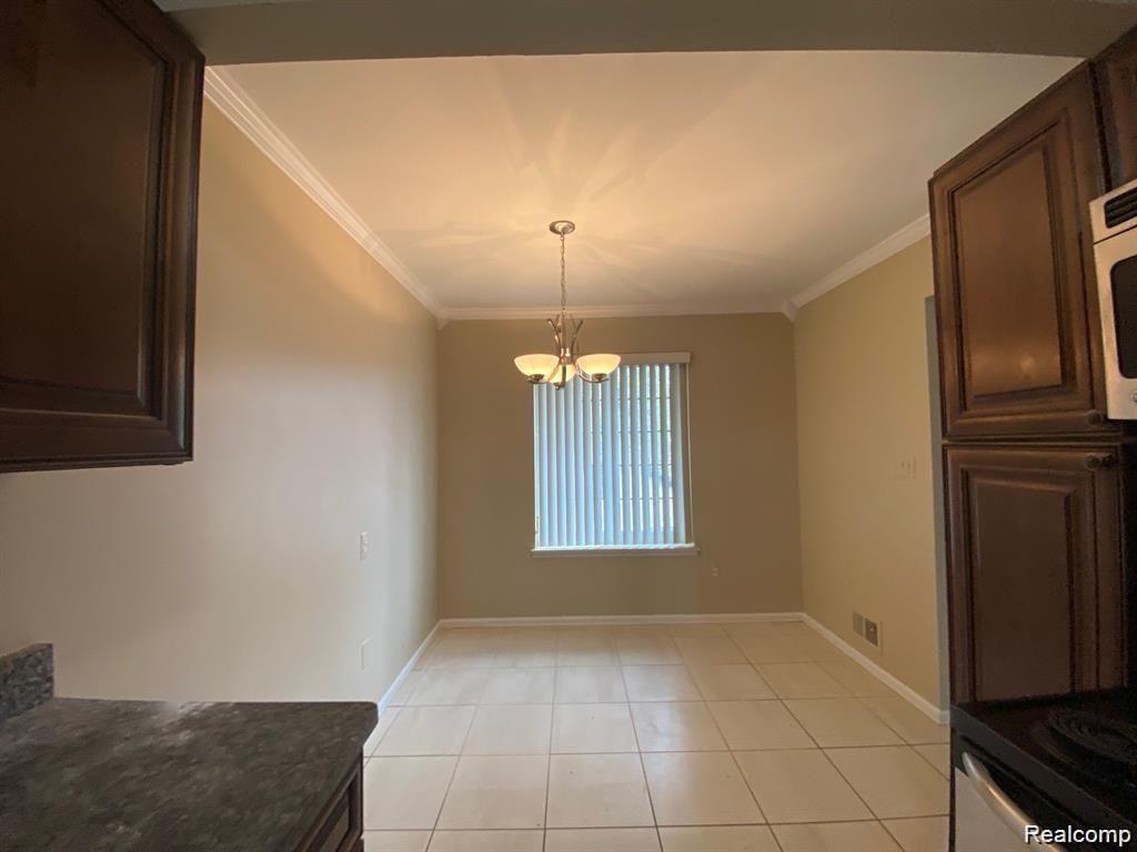 28129 Franklin Road 105 Property Photo 5