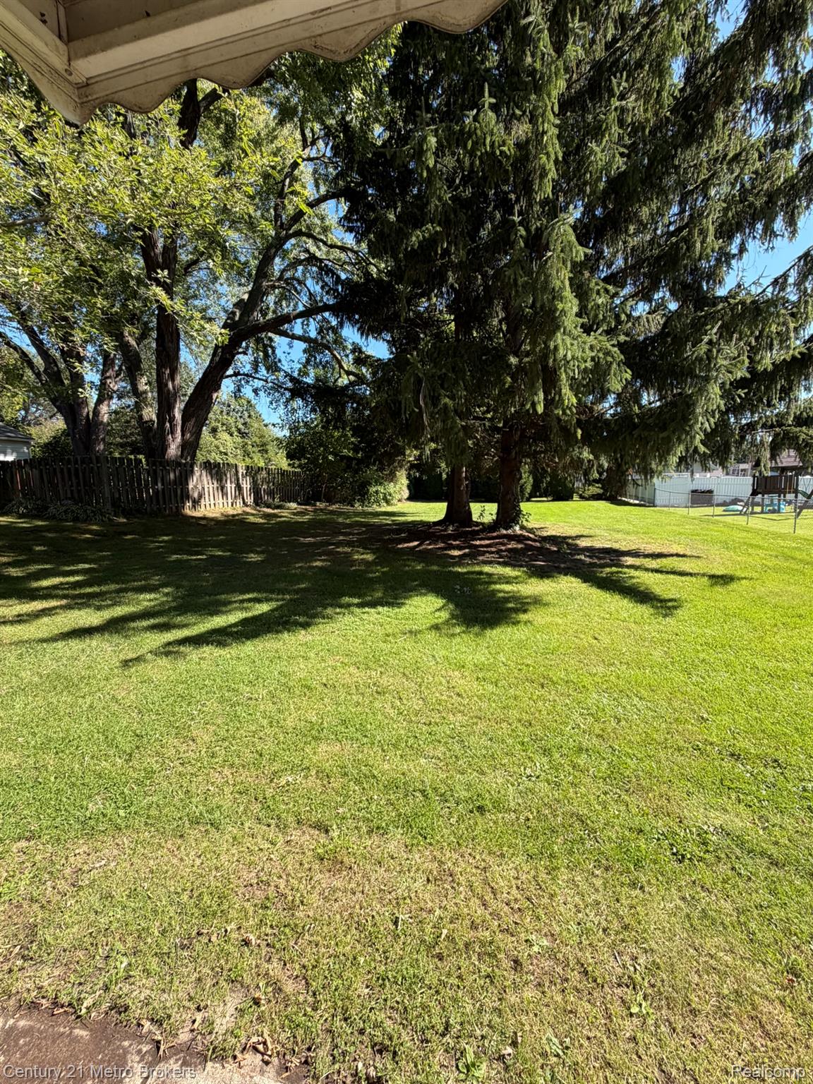 7235 N Genesee Road Property Photo 29
