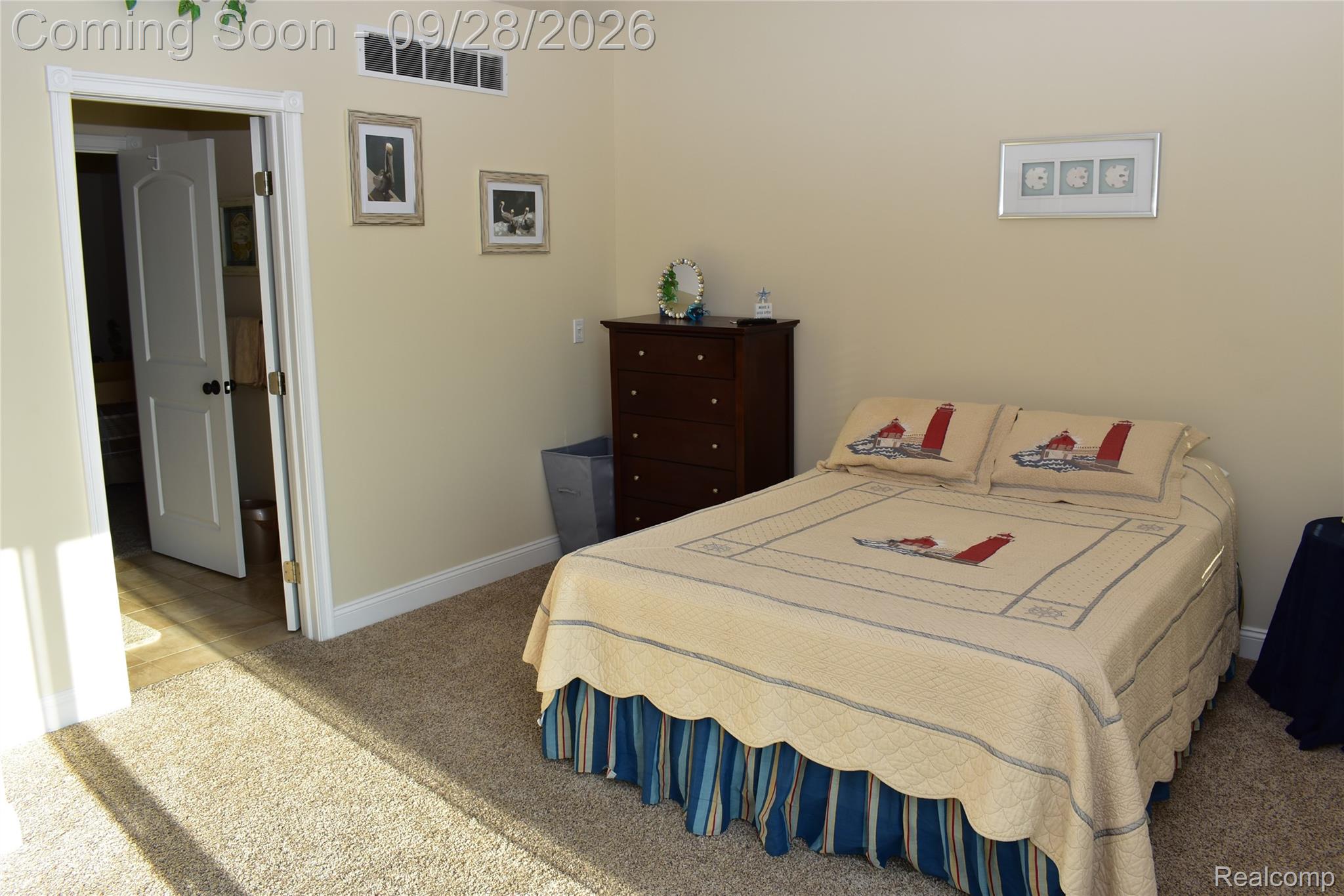 39046 Lakeshore Drive Property Photo 9