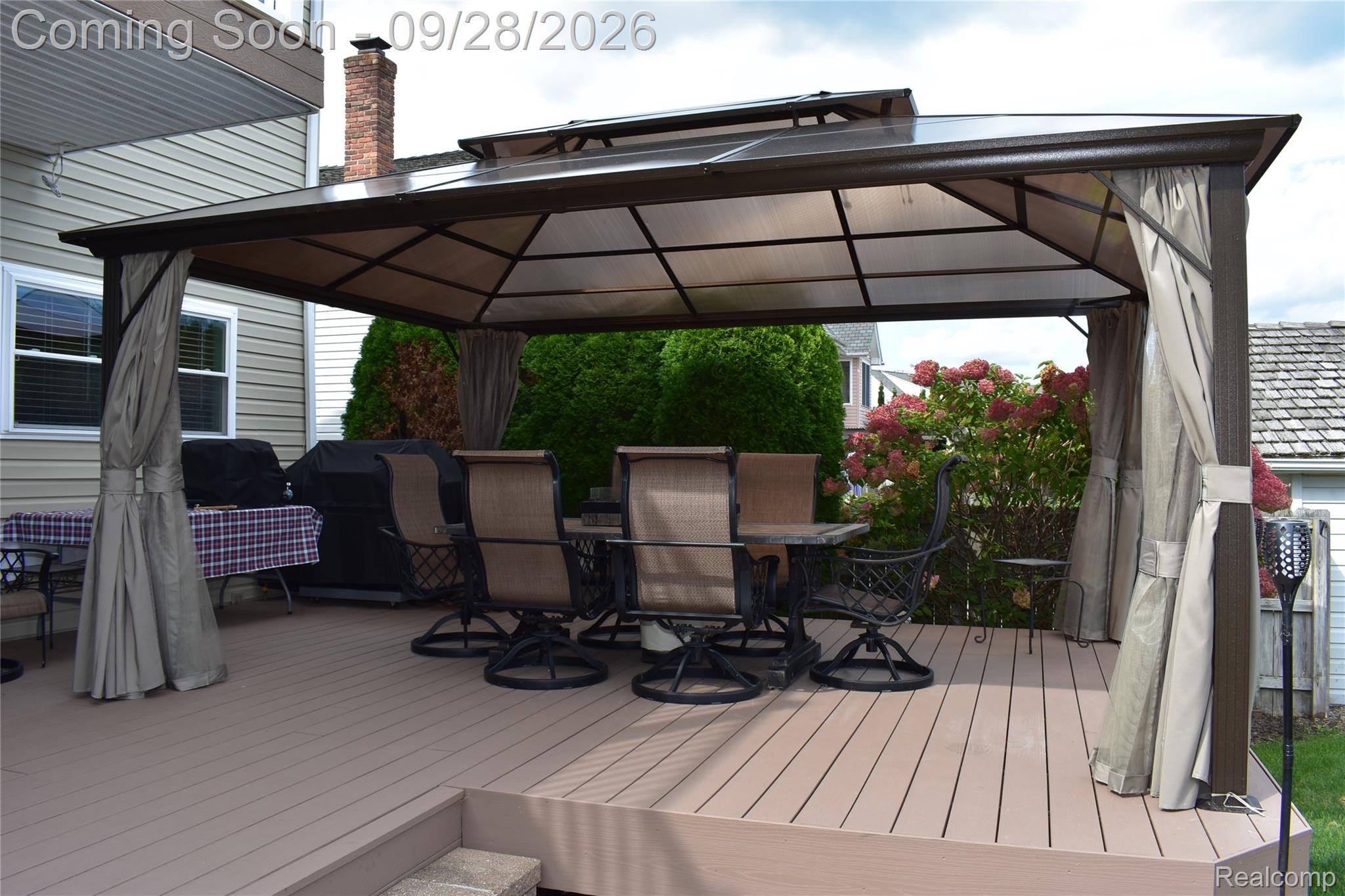 39046 Lakeshore Drive Property Photo 20