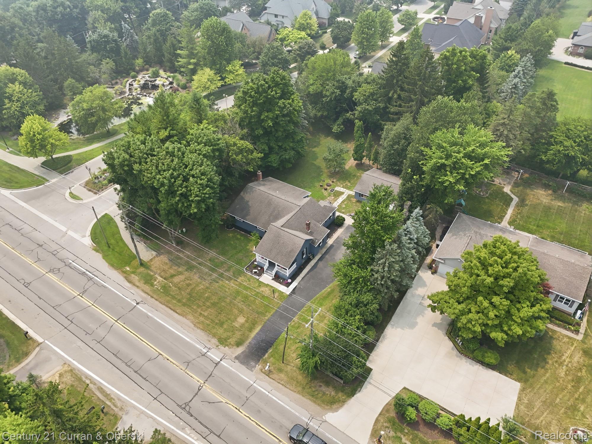17875 Beck Road Property Photo 1
