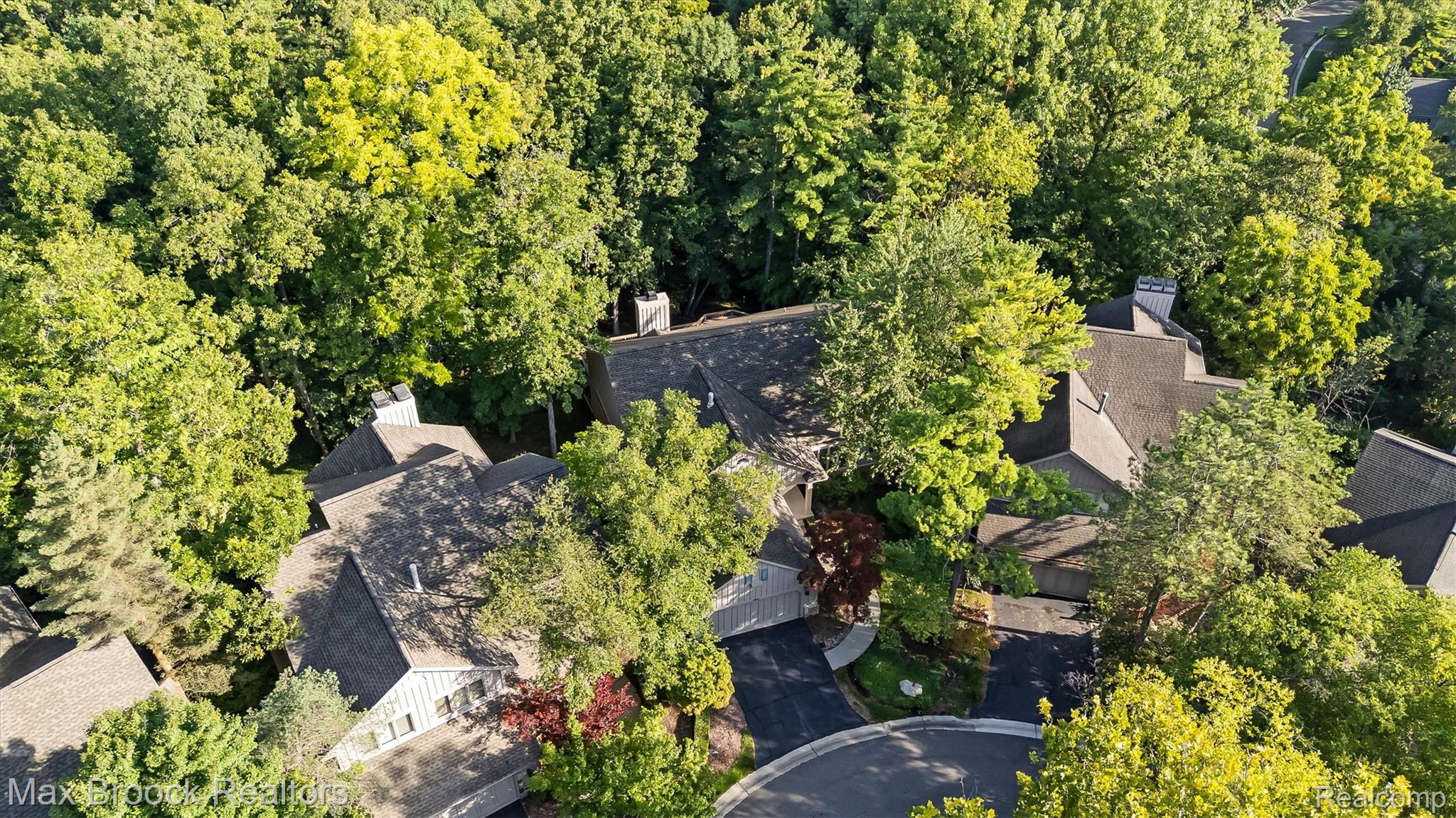 4904 Woodcliff Hill Road Property Photo 43