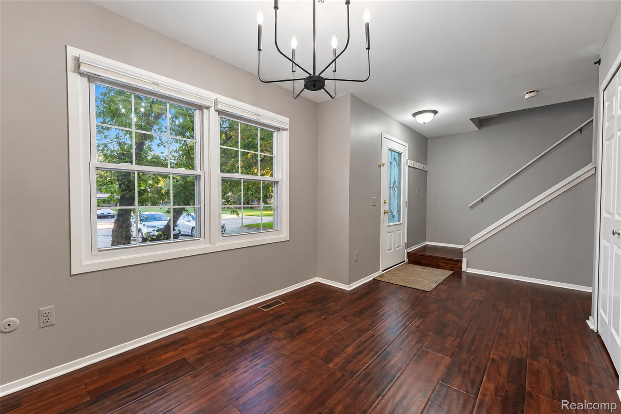 24264 Bashian Drive Property Photo 6