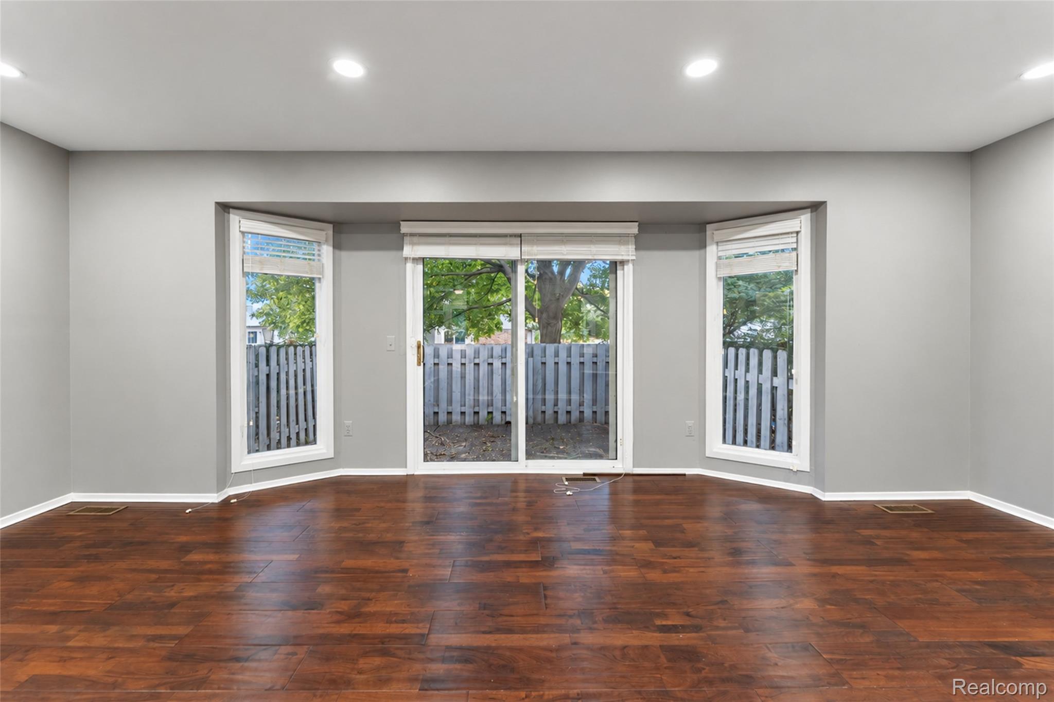 24264 Bashian Drive Property Photo 15
