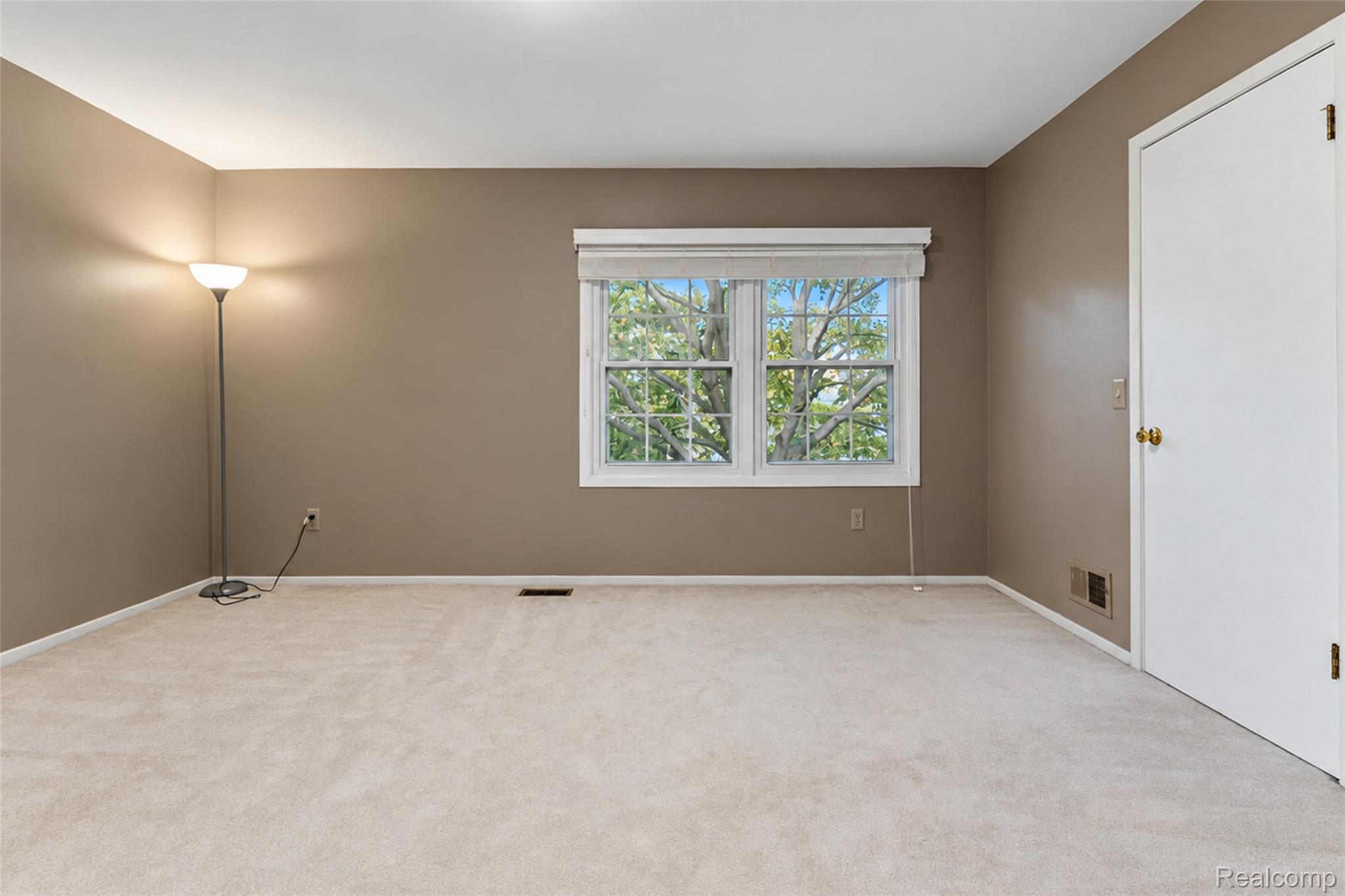 24264 Bashian Drive Property Photo 21