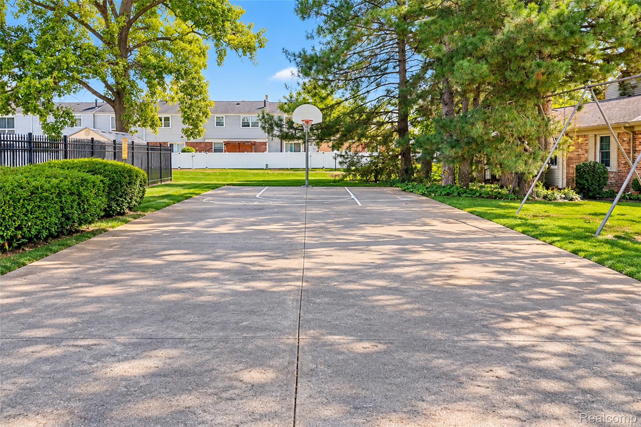 24264 Bashian Drive Property Photo 35