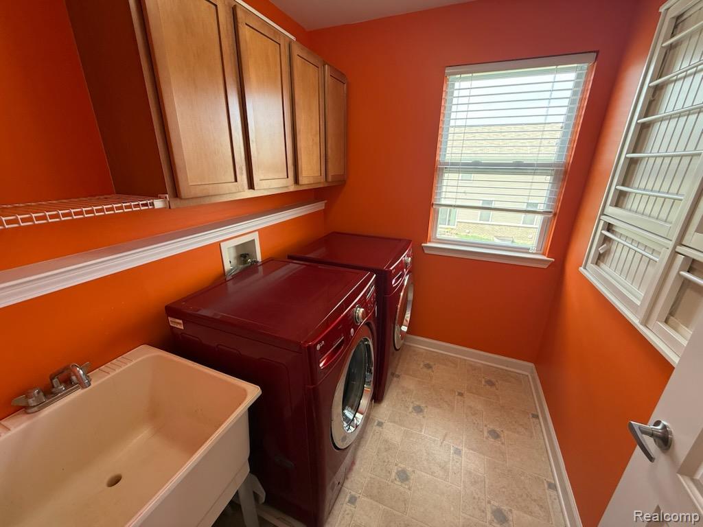 26993 Maxwell Court Property Photo 7