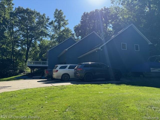 10695 Oxbow Lakeshore Drive Property Photo 5