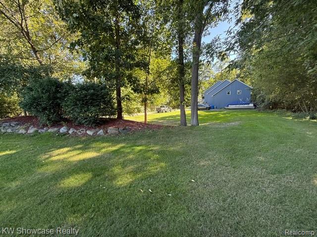 10695 Oxbow Lakeshore Drive Property Photo 10