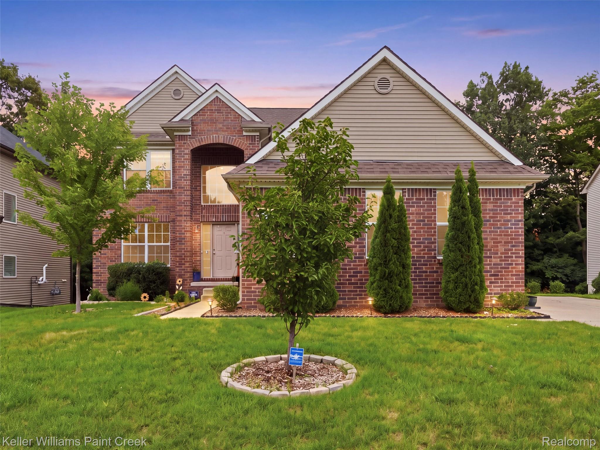 8879 Indigo Lane Property Photo 1