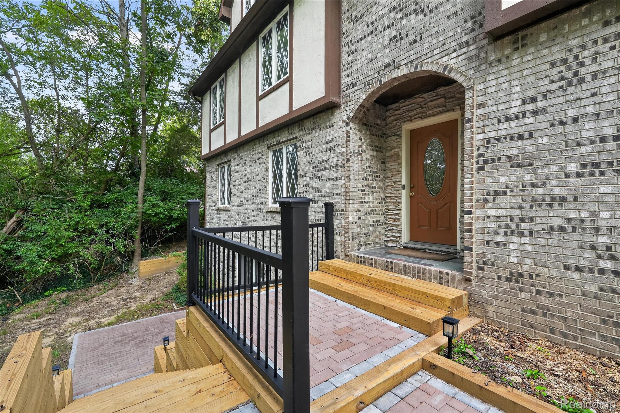 11095 Culver Road Property Photo 2